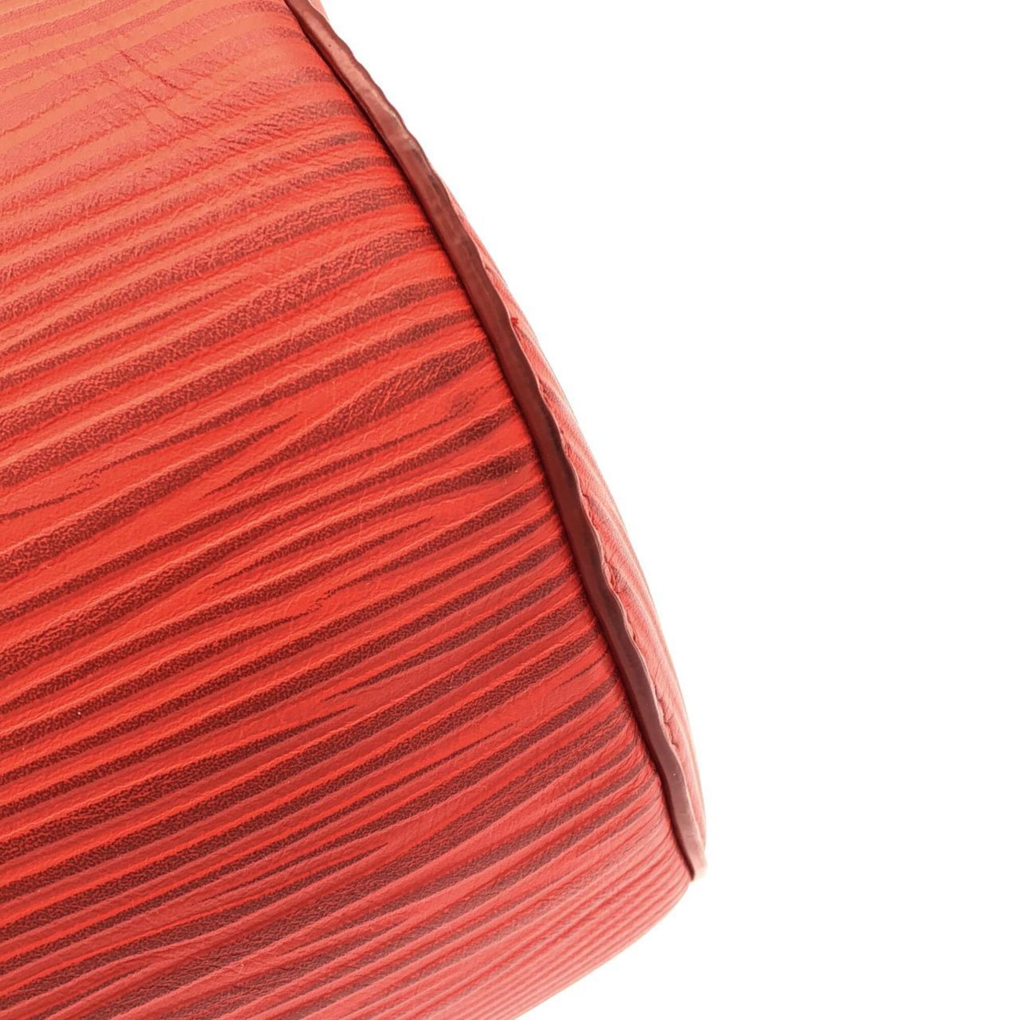 Louis Vuitton Red Color Leather Shoulder Bag (Pre-Owned)