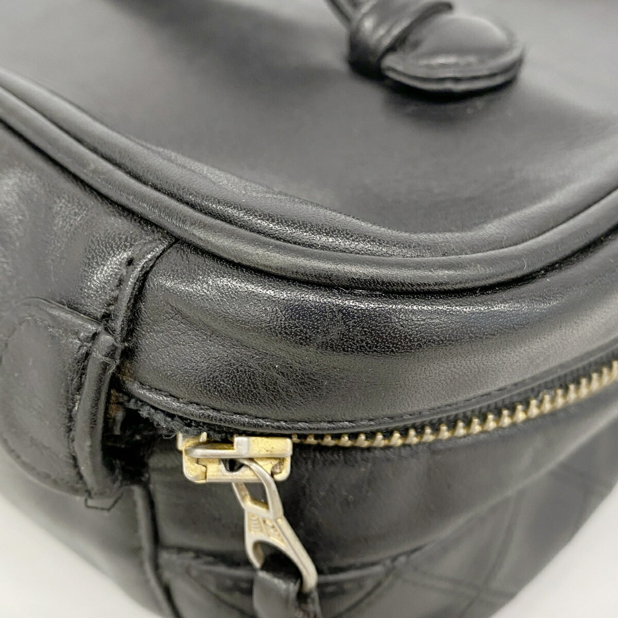 Chanel Black Leather Vanity Bag (Pre-Owned)