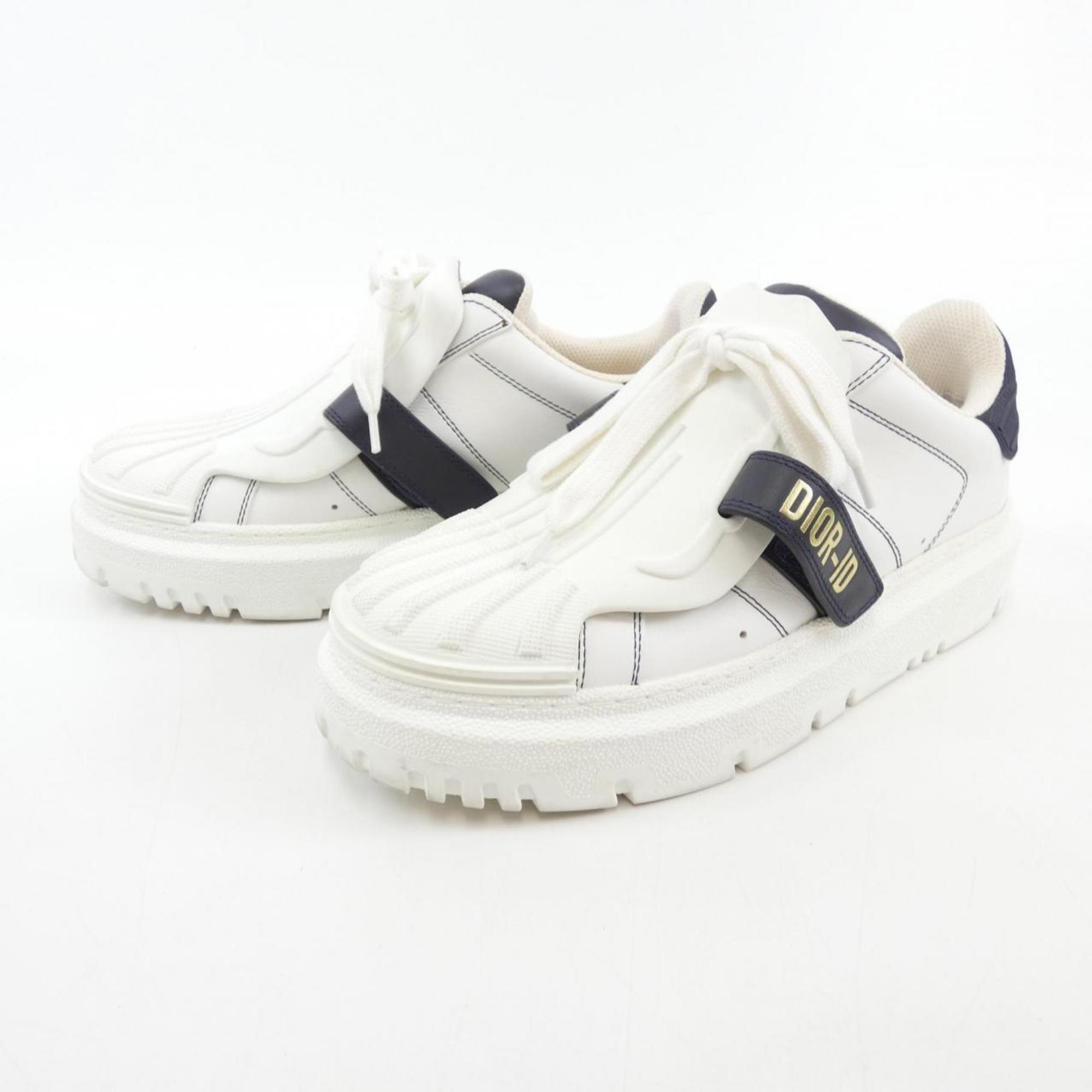 Christian Dior White Sneakers (Pre-Owned)
