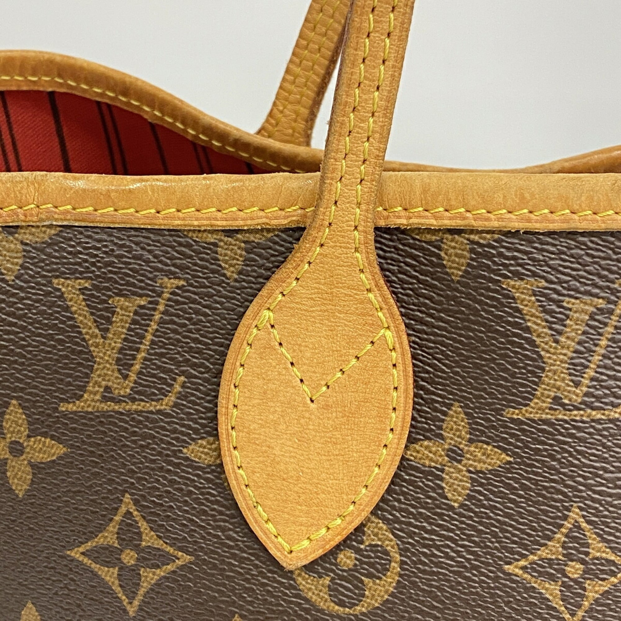 Louis Vuitton Cerise Tote Bag (Pre-Owned)
