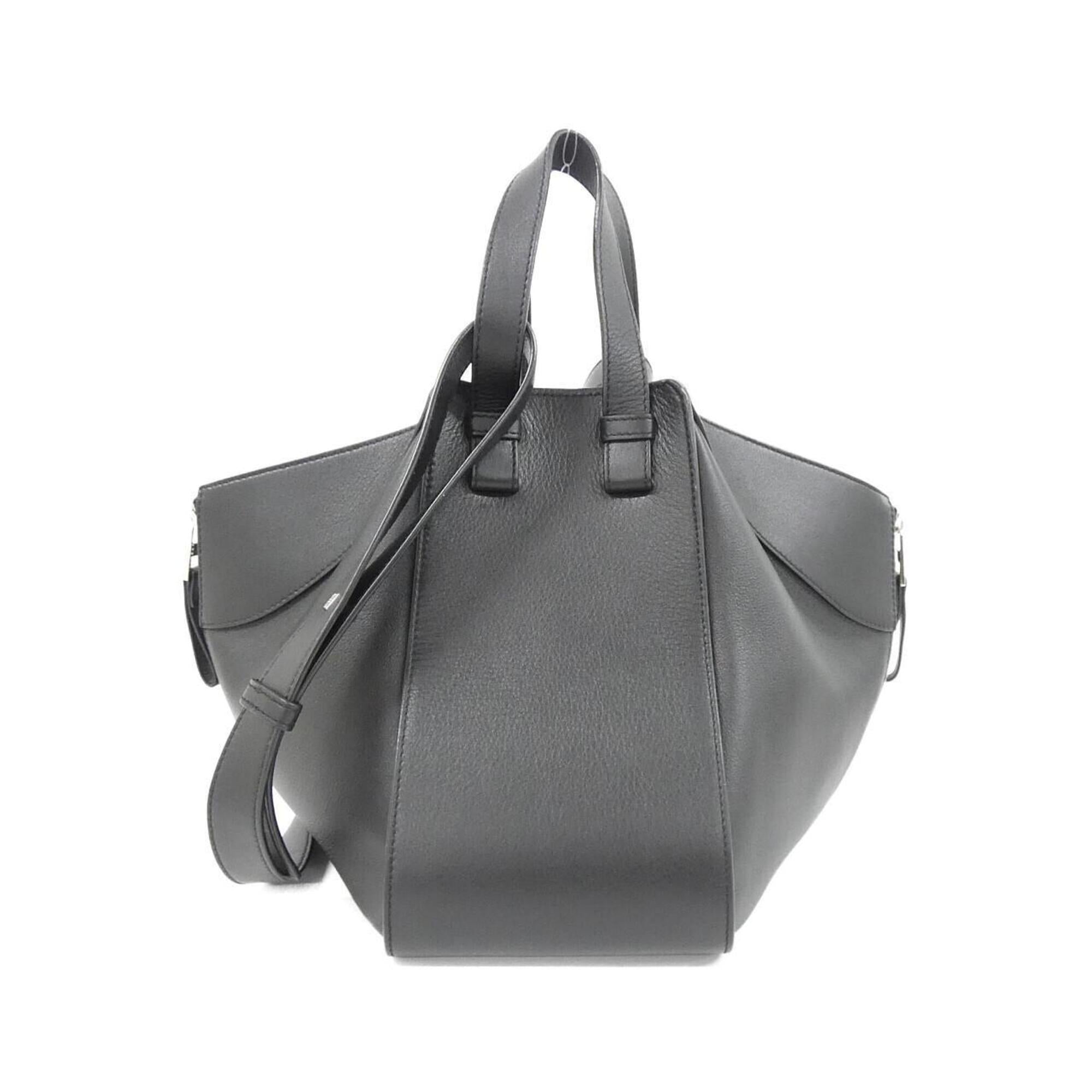 Loewe Black Leather Shoulder Bag (Pre-Owned)