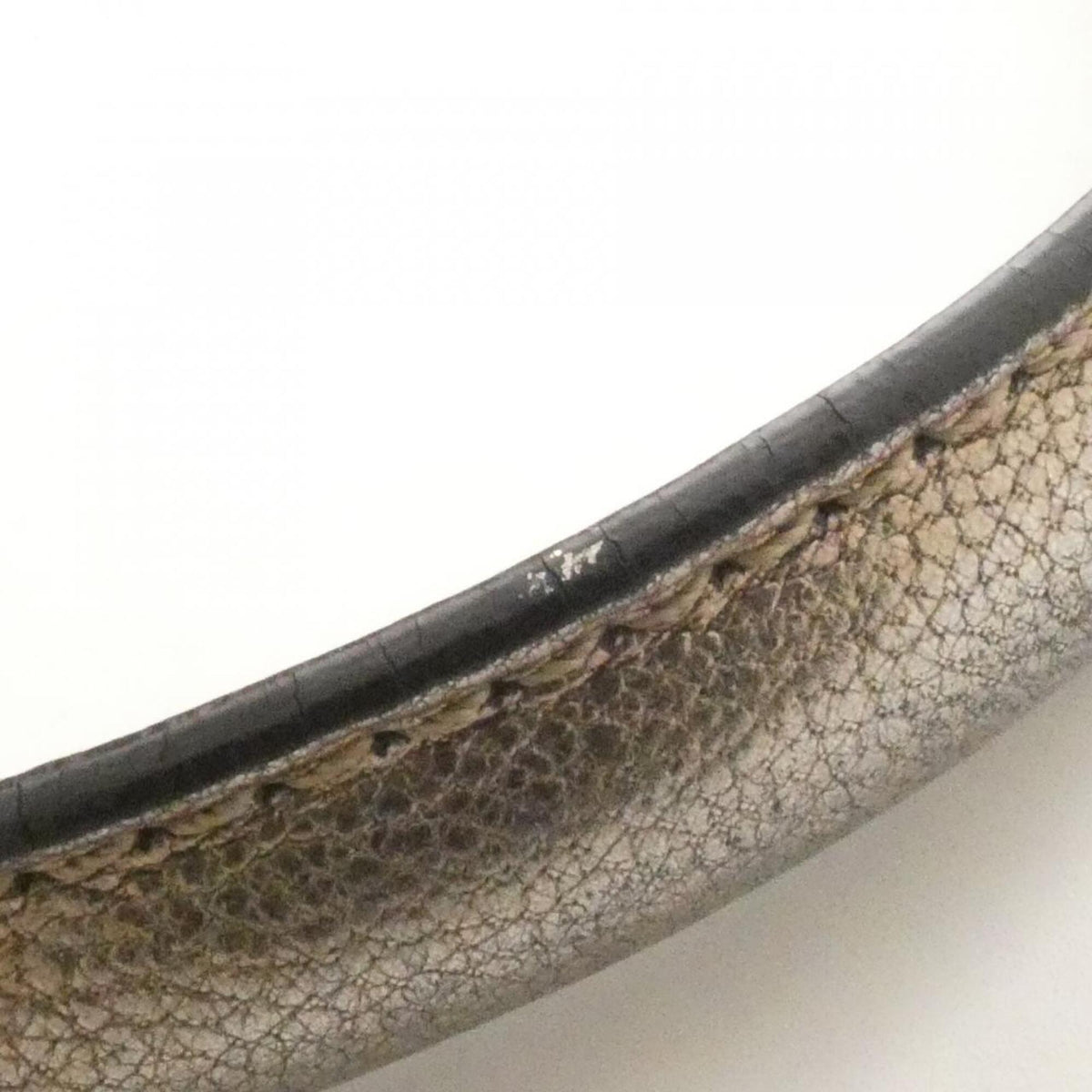 Loewe Bronze Leather Handbag (Pre-Owned)