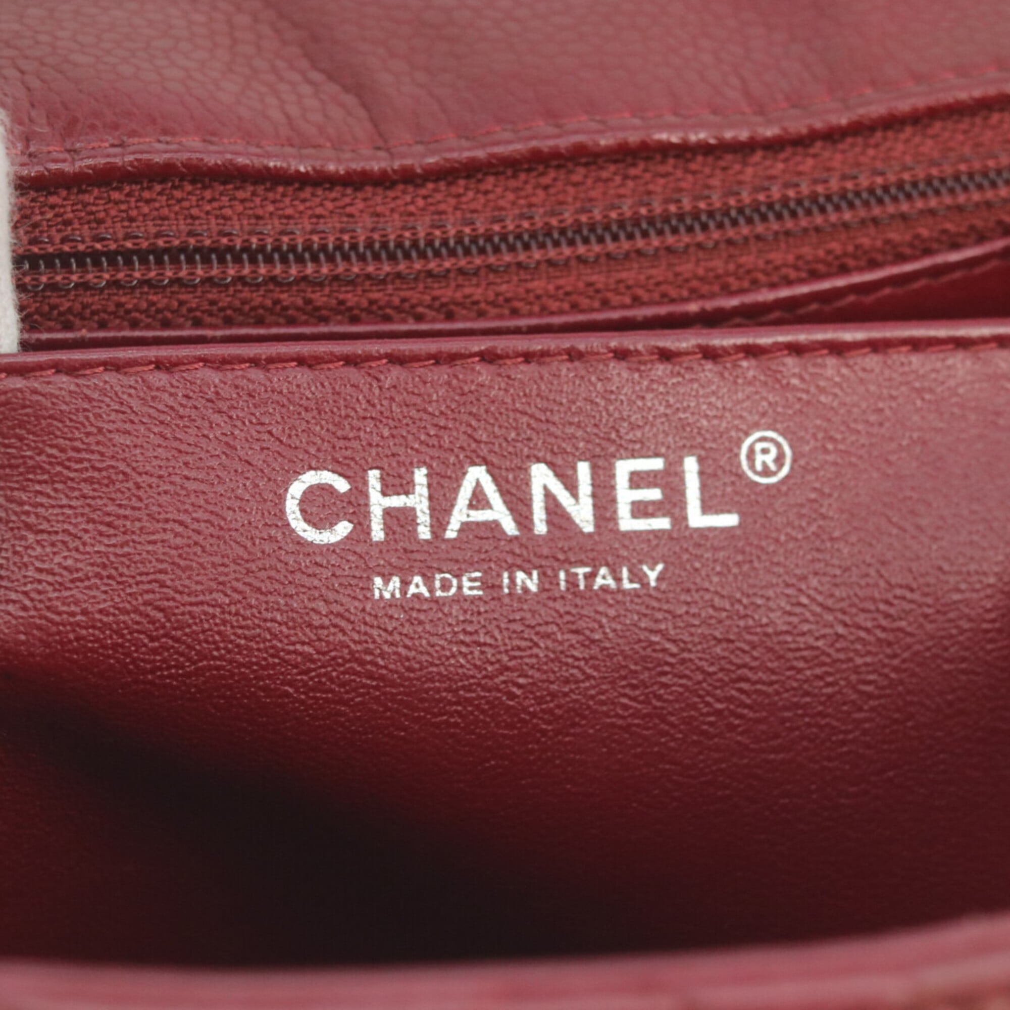 Chanel Red Color Grained Calfskin Tote Bag (Pre-Owned)