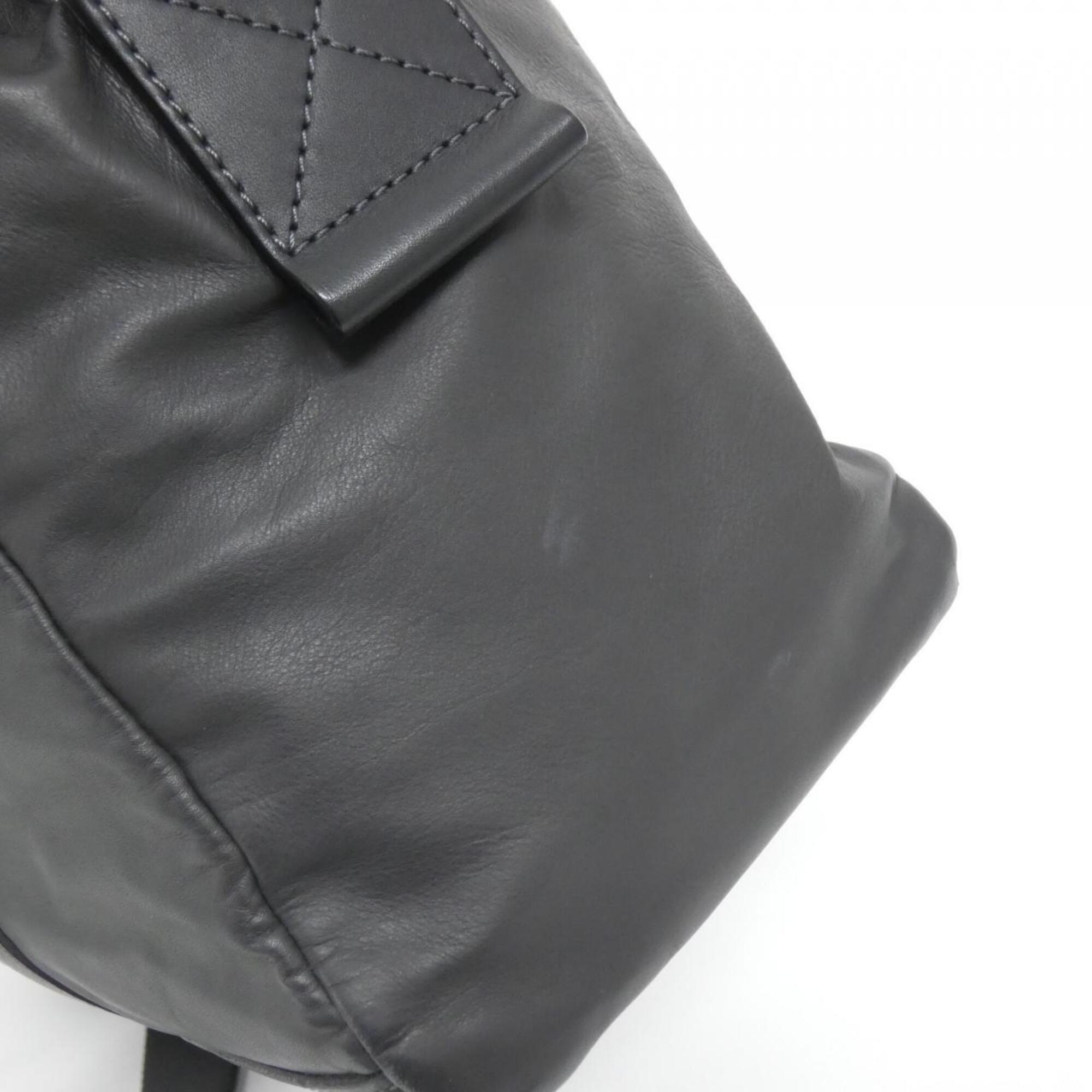 Louis Vuitton Dark Gray Gray Leather Boston Bag (Pre-Owned)