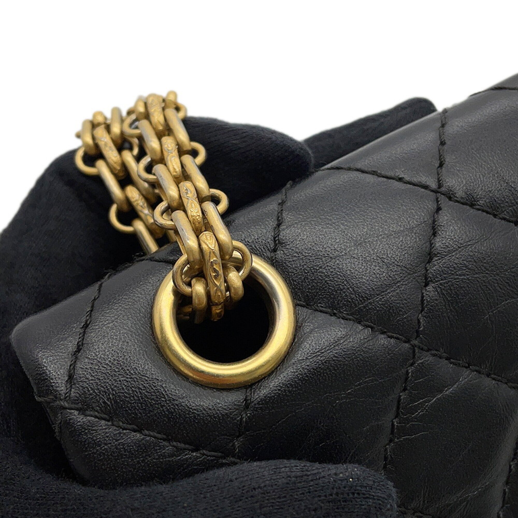 Chanel Matelasse Black Leather Handbag Shoulder Bag (Pre-Owned)