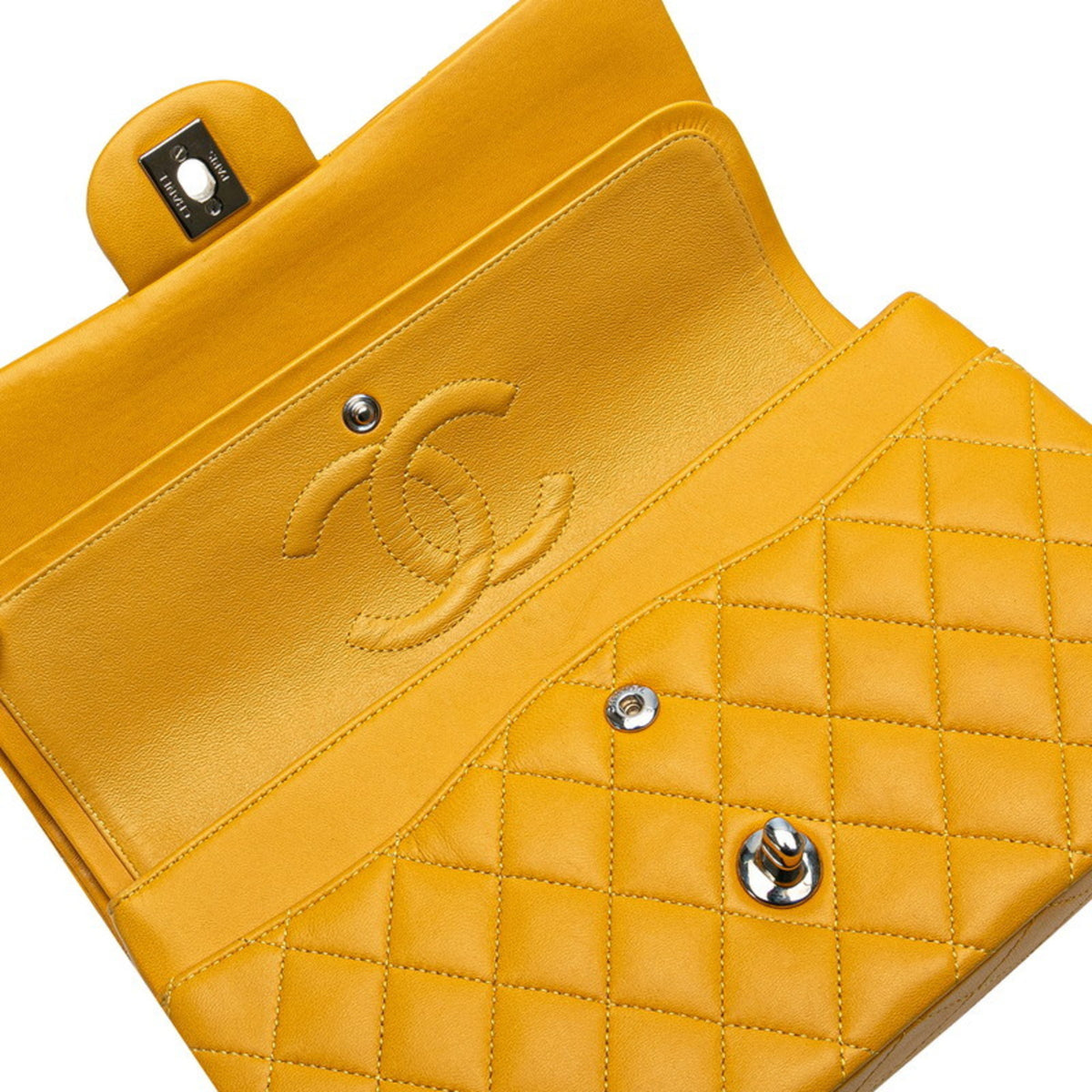 Chanel Silver Yellow Leather Shoulder Bag (Pre-Owned)