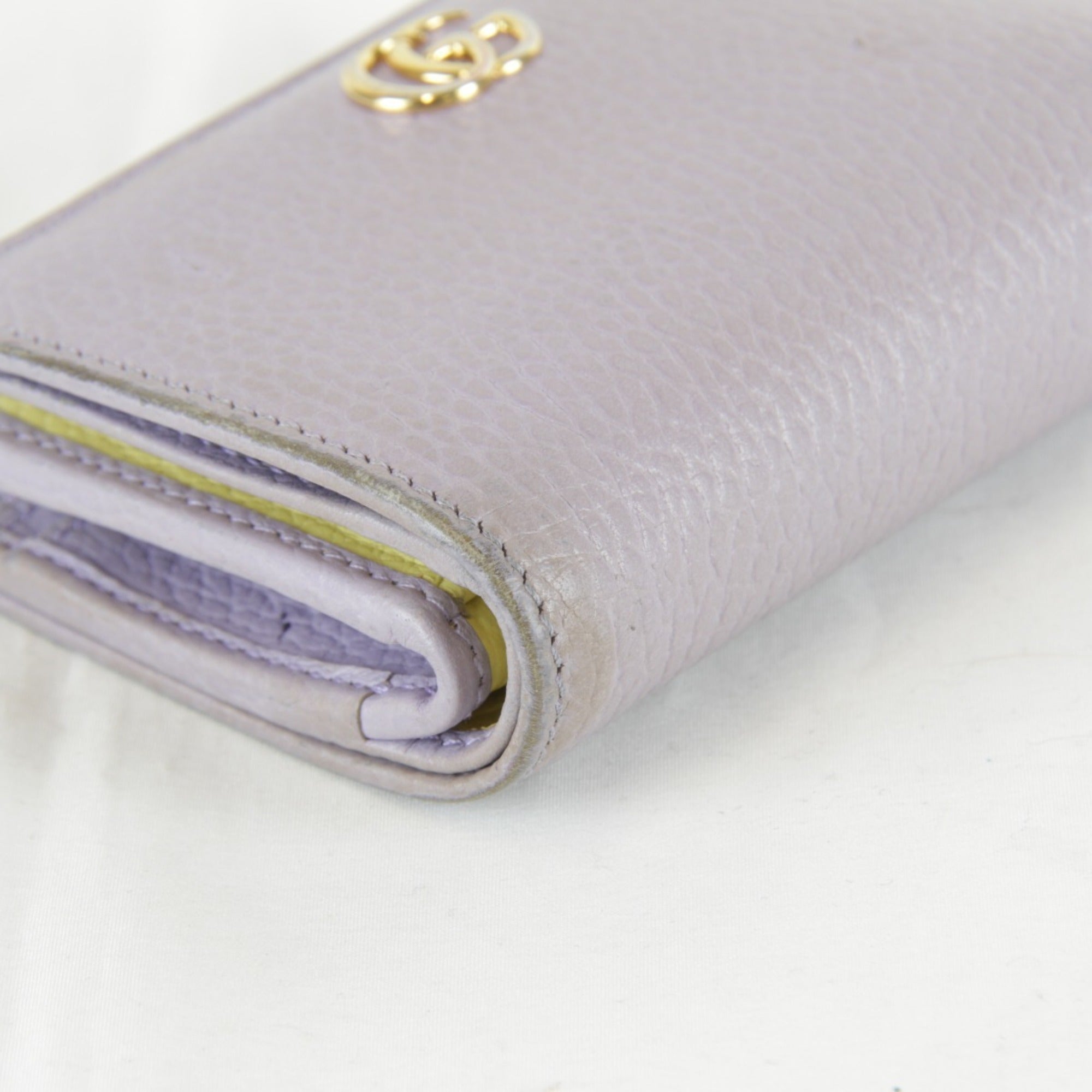 Gucci Purple Leather Wallet (Bi-Fold) (Pre-Owned)