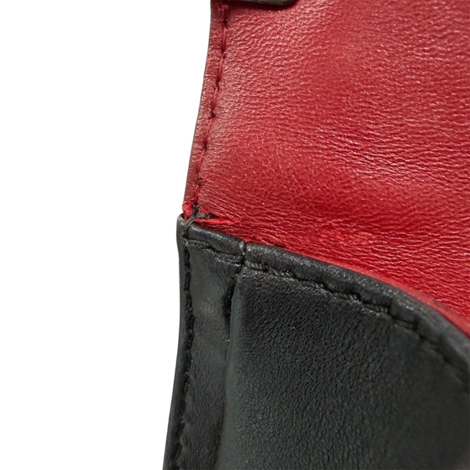 Chanel Black Red Color Leather Shoulder Bag (Pre-Owned)