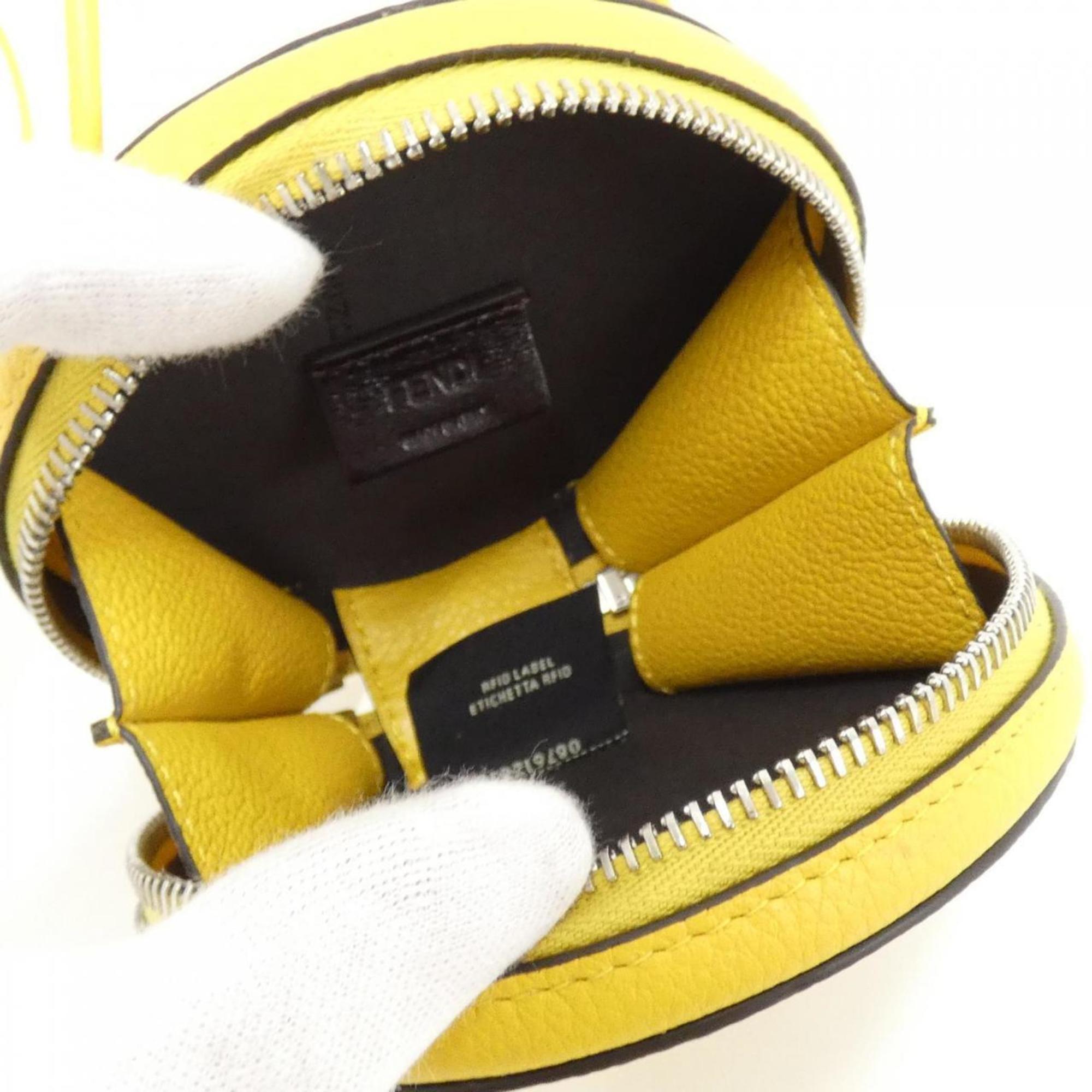 Fendi Leather Pouch (Pre-Owned)