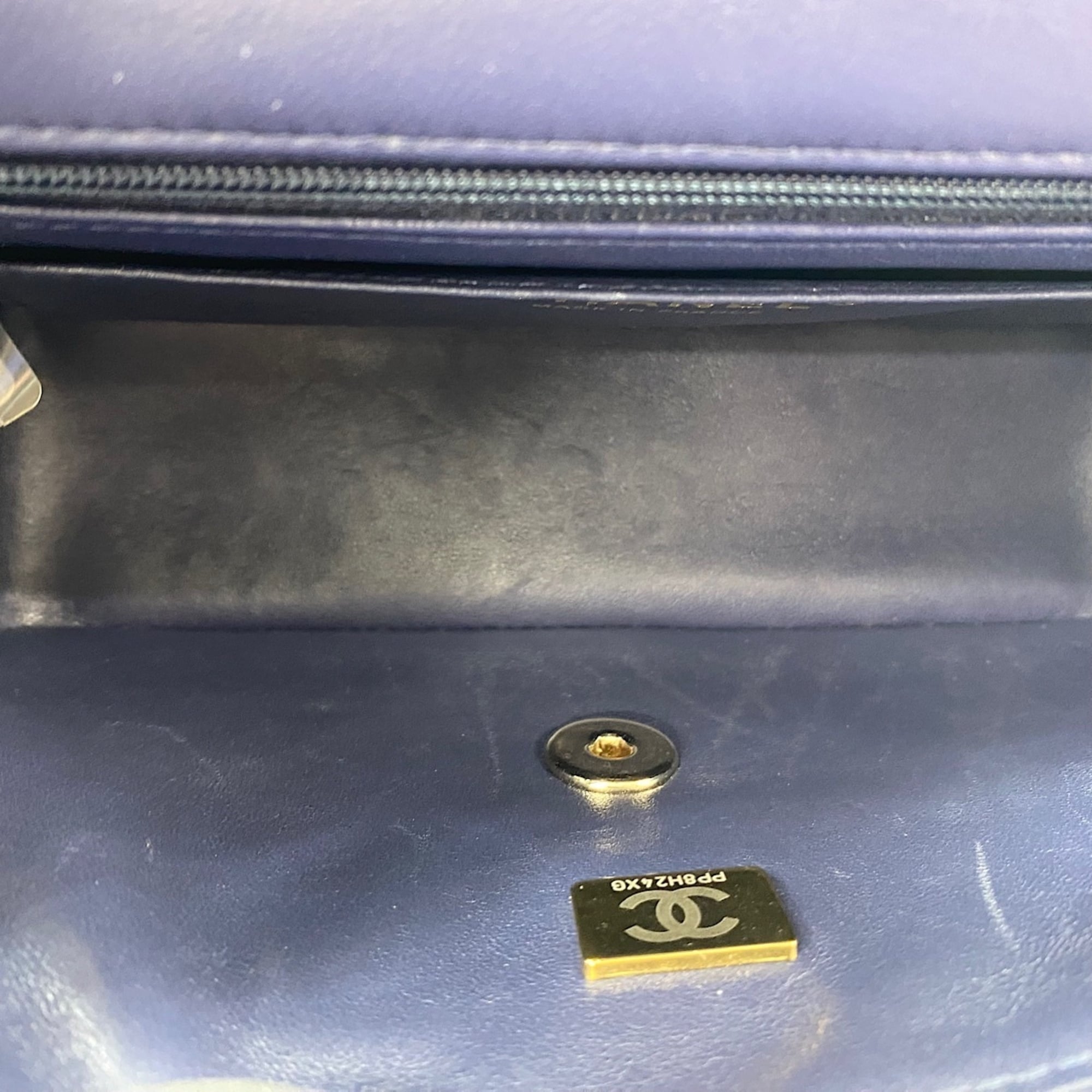 Chanel Green Handbag (Pre-Owned)
