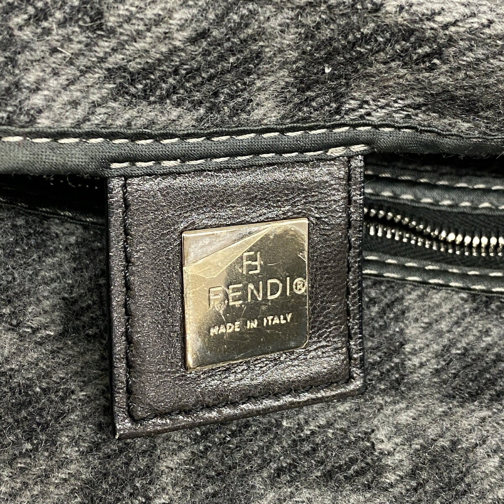 Fendi Gray Wool Handbag (Pre-Owned)