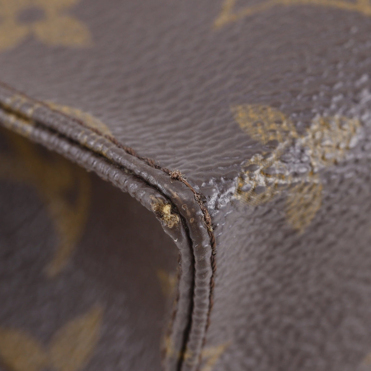 Louis Vuitton Brown Monogram Monogram Pouch (Pre-Owned)