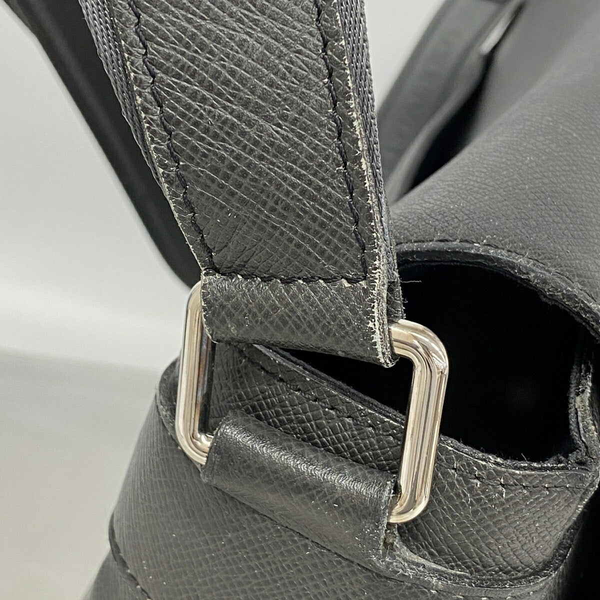Louis Vuitton Ardoise Shoulder Bag (Pre-Owned)
