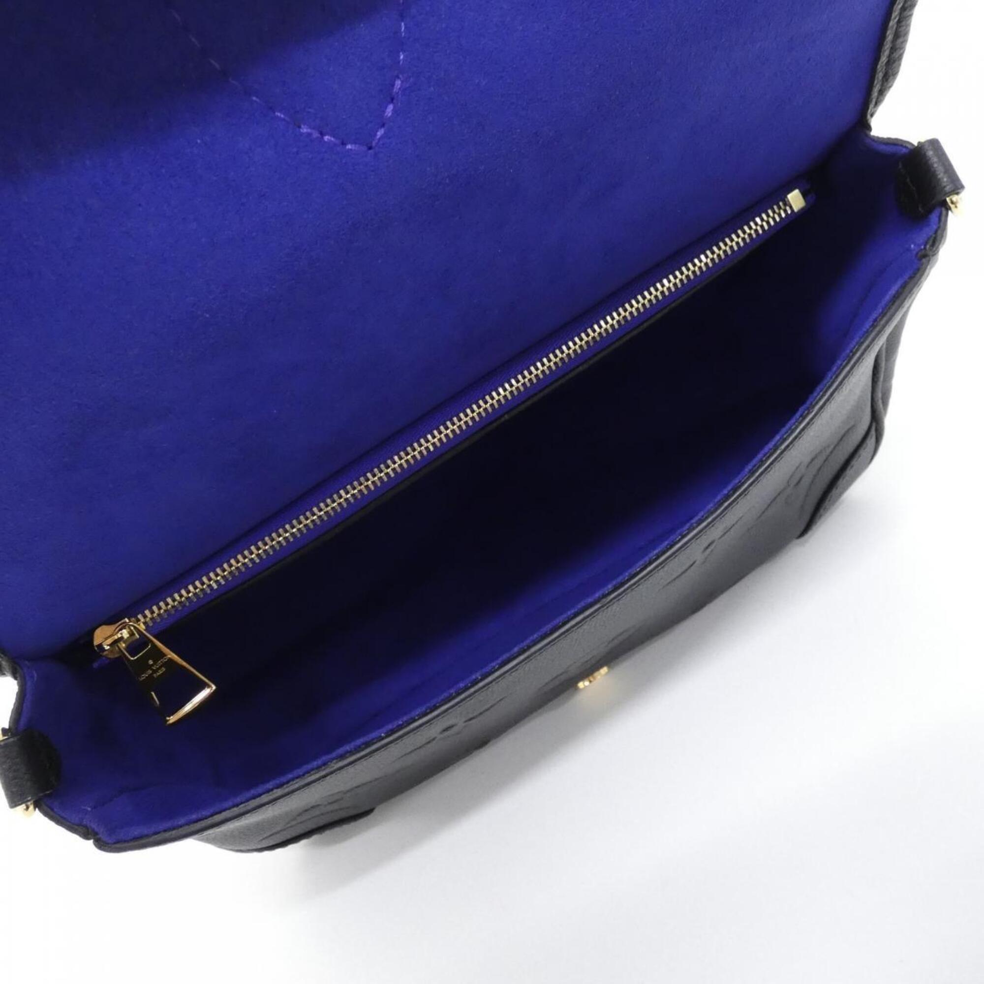 Louis Vuitton Black Leather Shoulder Bag (Pre-Owned)