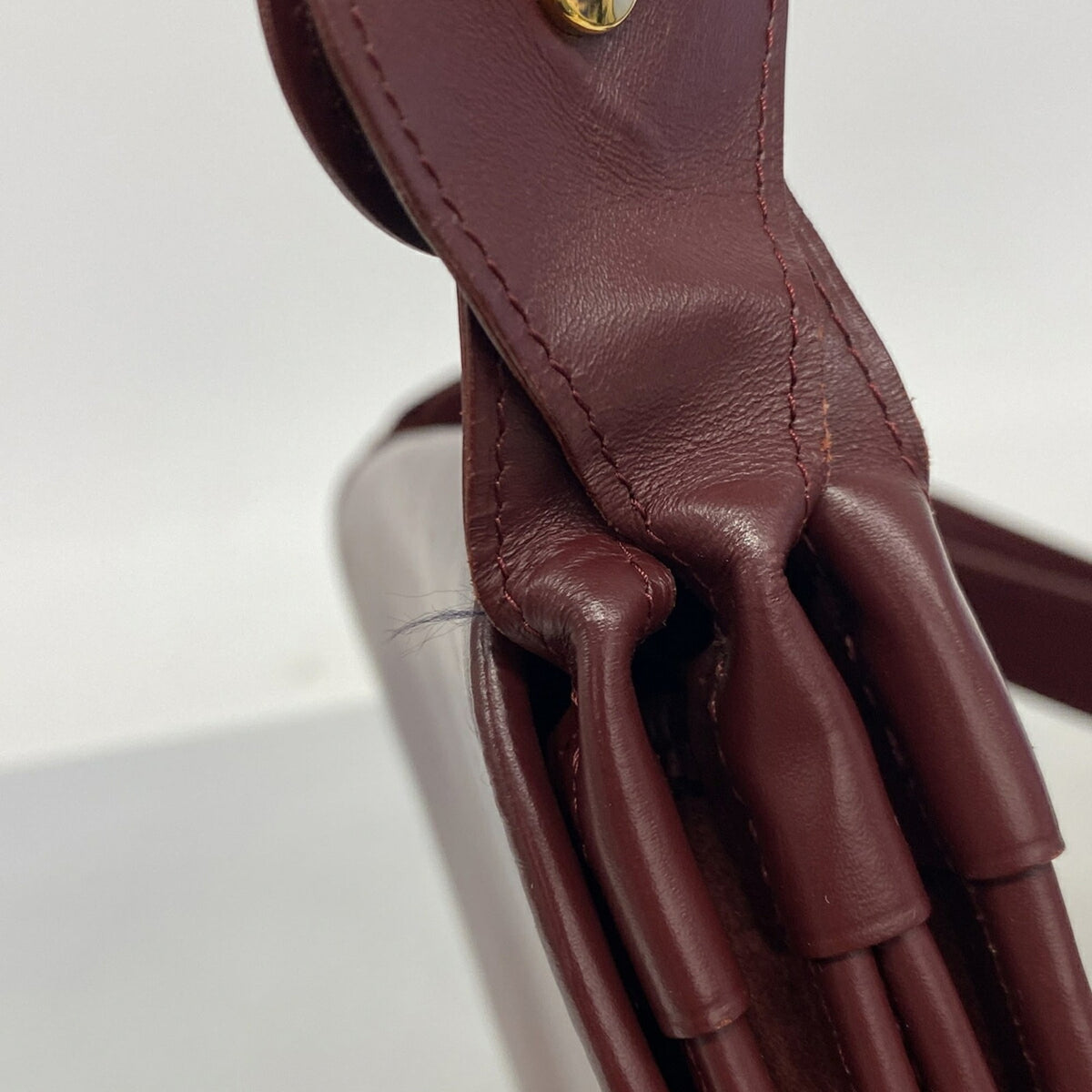 Cartier Bordeaux Leather Shoulder Bag (Pre-Owned)