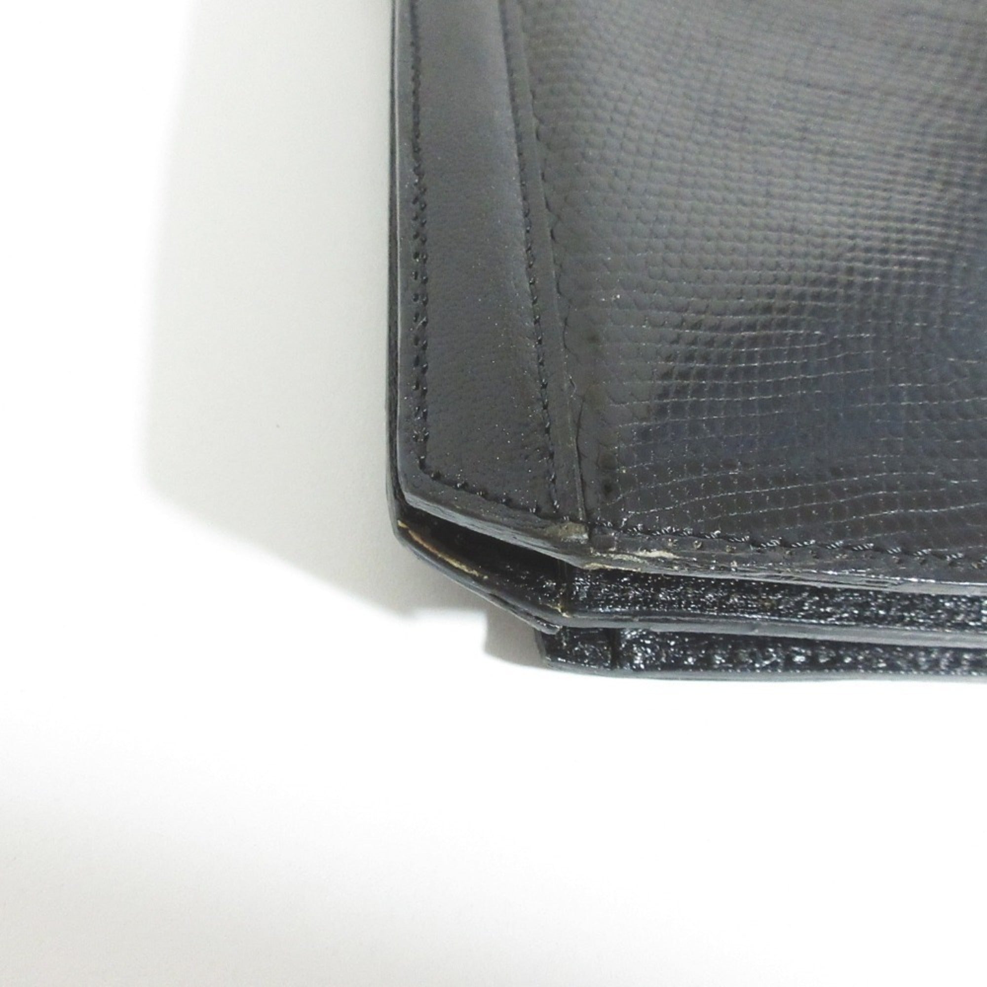 Yves Saint Laurent Black Leather Handbag (Pre-Owned)