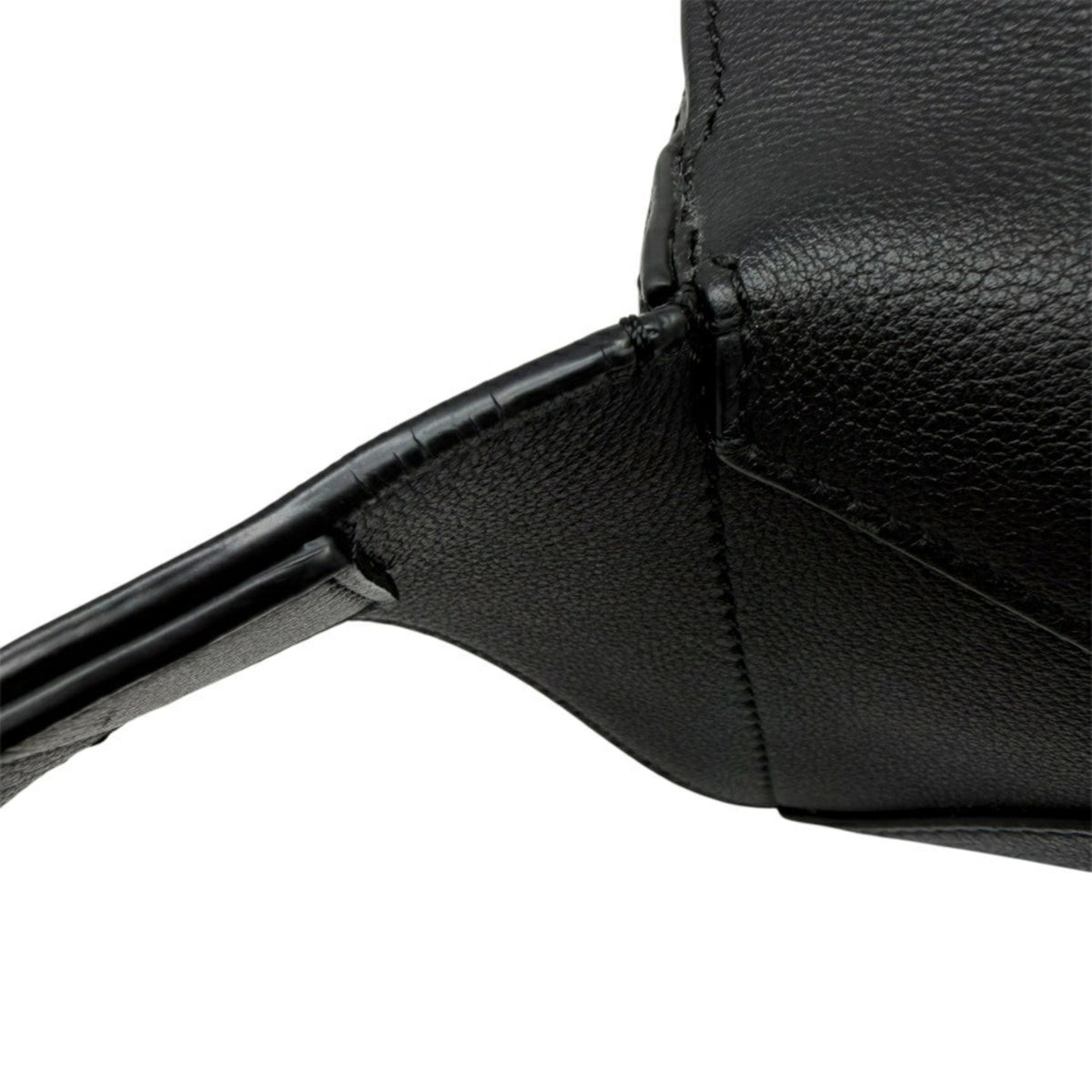 Loewe Puzzle Black Leather Fanny Pack Sling Bag (Pre-Owned)