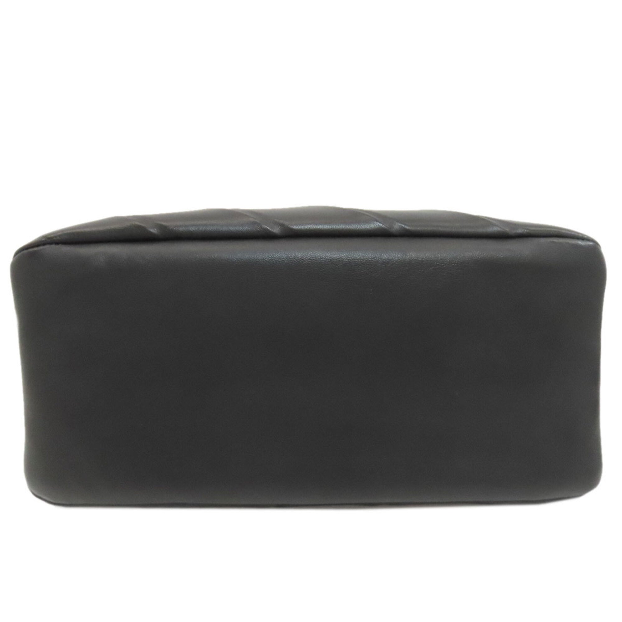 Fendi Black Leather Handbag (Pre-Owned)