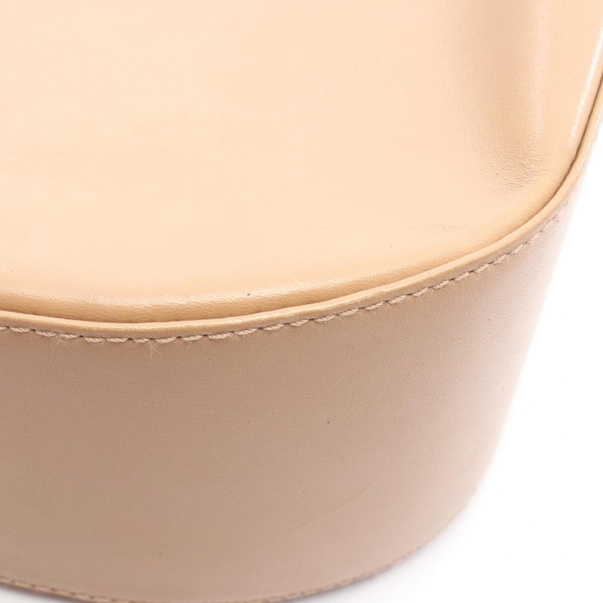Salvatore Ferragamo Beige Leather Handbag Shoulder Bag (Pre-Owned)