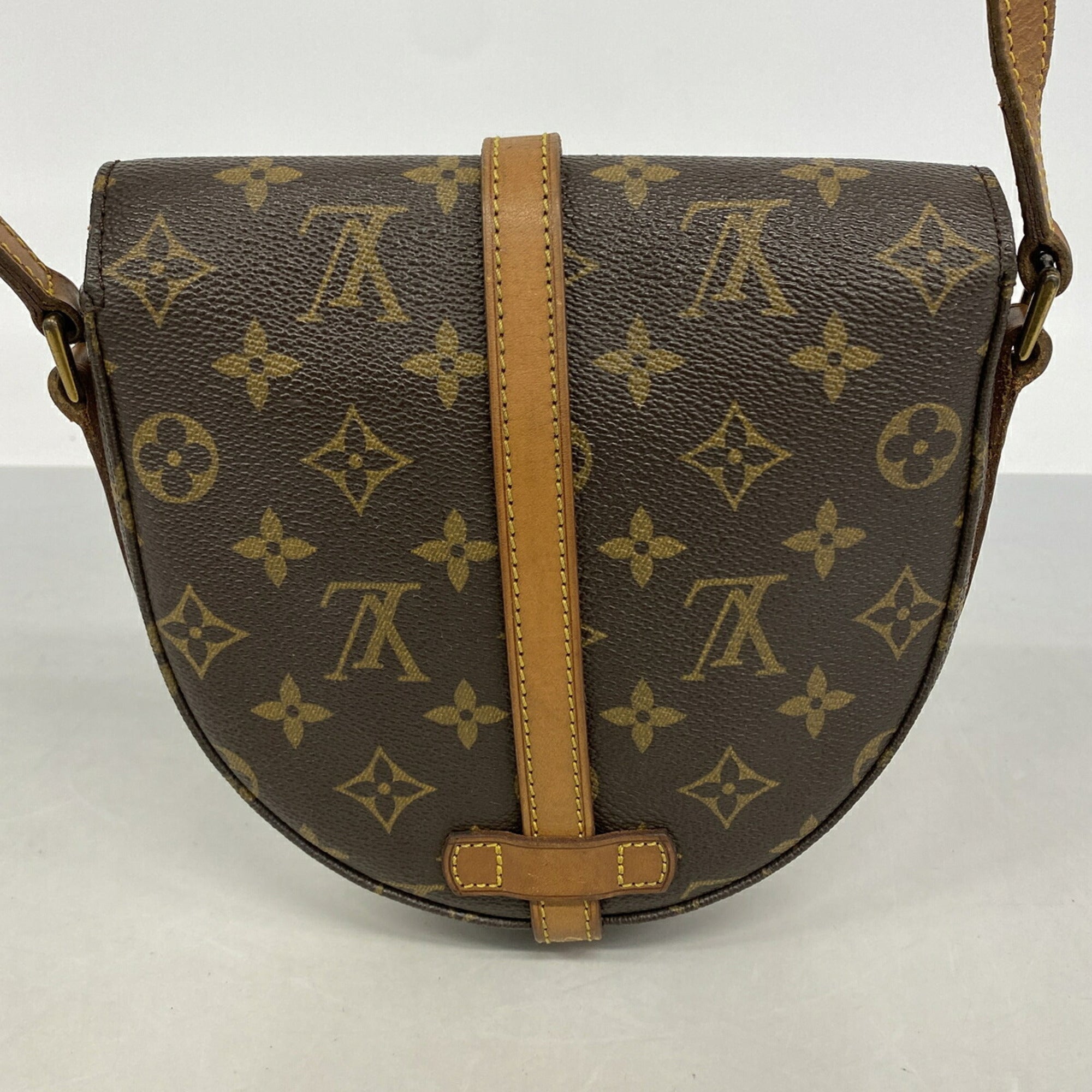 Louis Vuitton Brown Shoulder Bag (Pre-Owned)