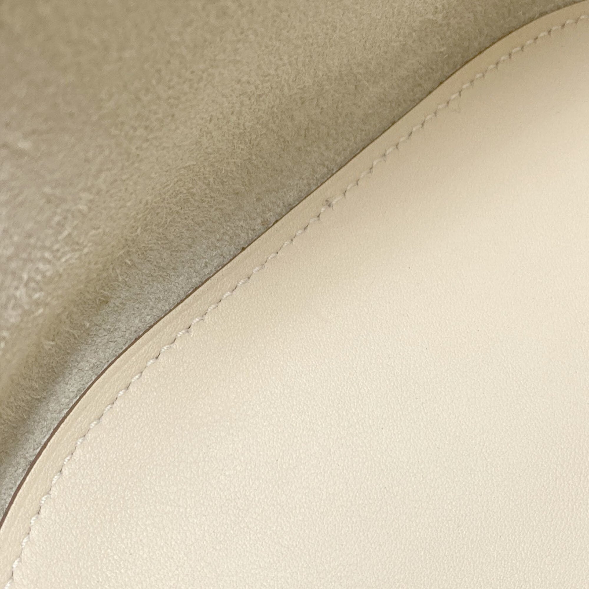 Hermes Cream Taurillon Clemence Leather Handbag (Pre-Owned)