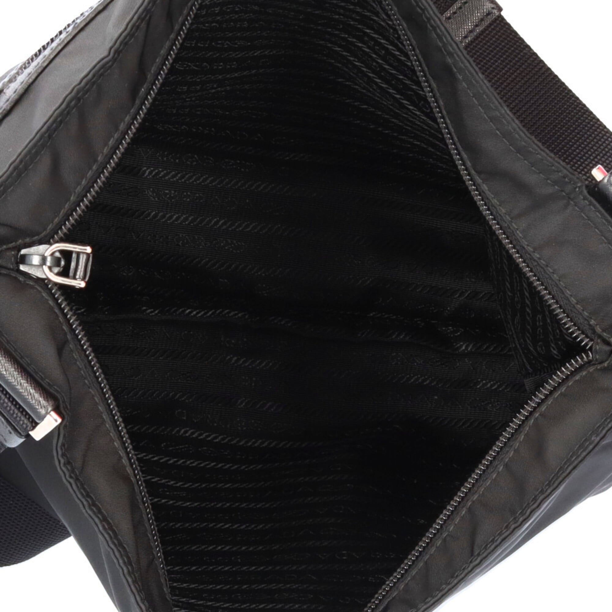 Prada Black Nylon Shoulder Bag (Pre-Owned)