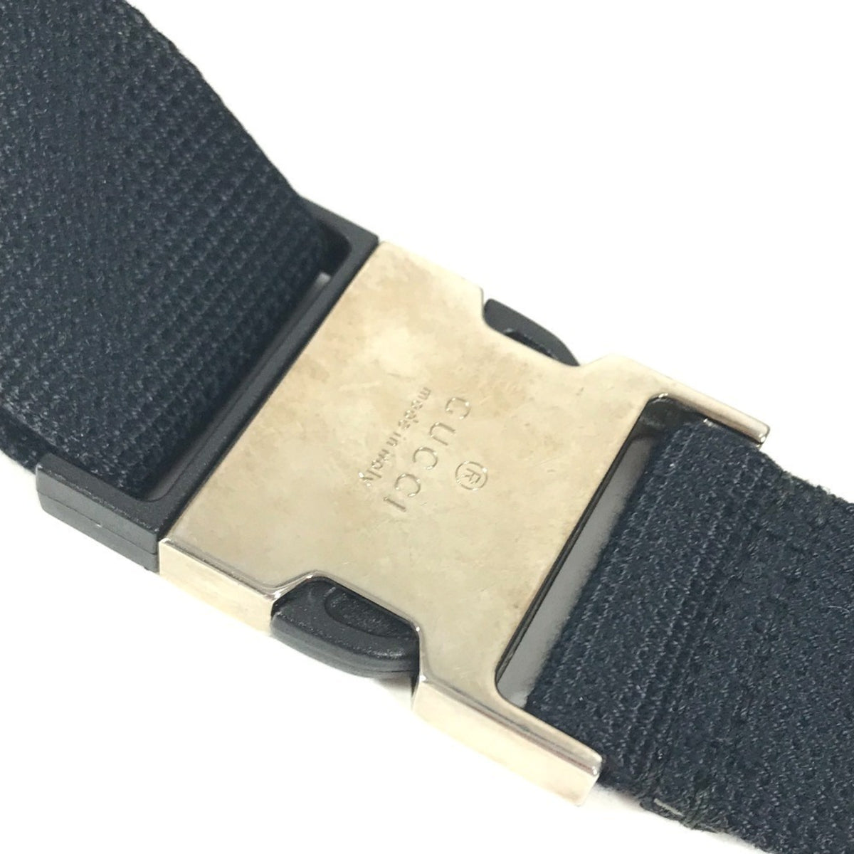 Gucci Black Nylon Sling Bag (Pre-Owned)