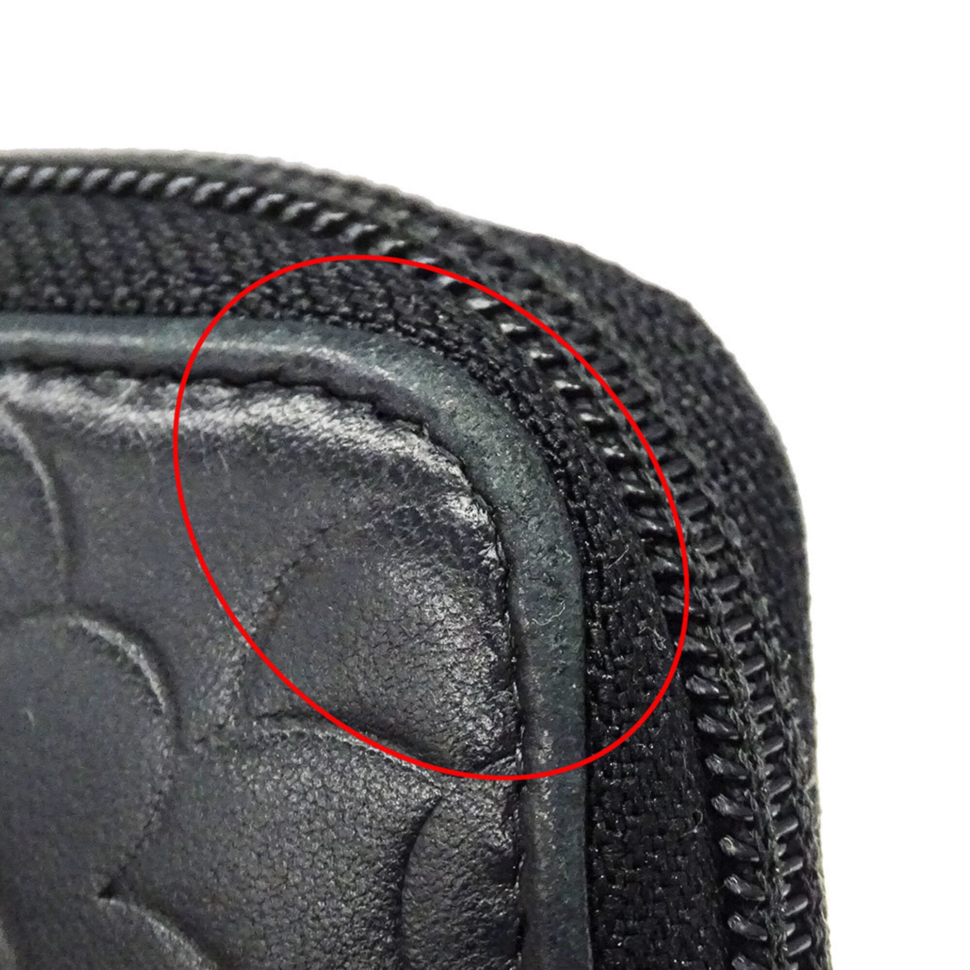 Chanel Black Leather (Pre-Owned)