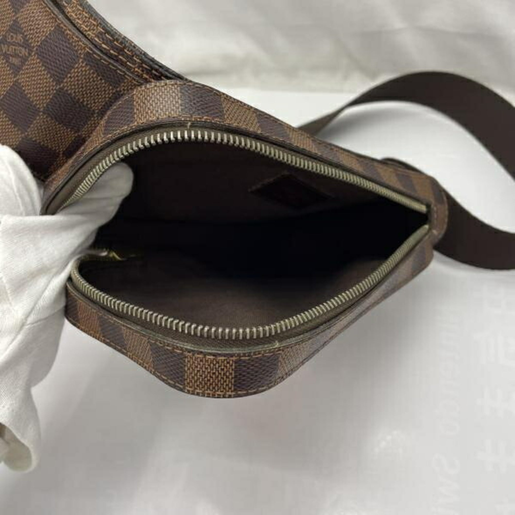 Louis Vuitton Damier Brown Sling Bag (Pre-Owned)