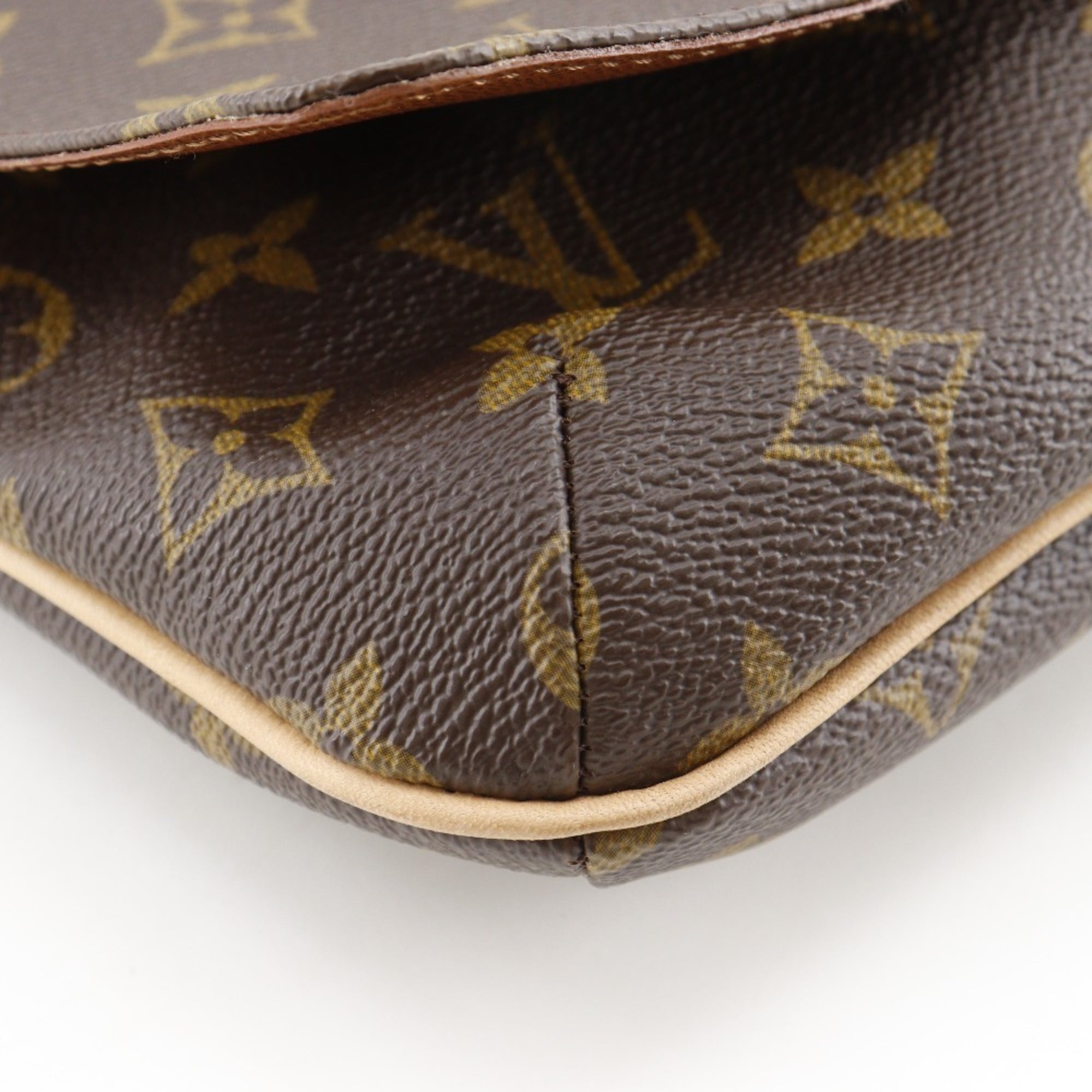 Louis Vuitton Brown Monogram Monogram Shoulder Bag (Pre-Owned)