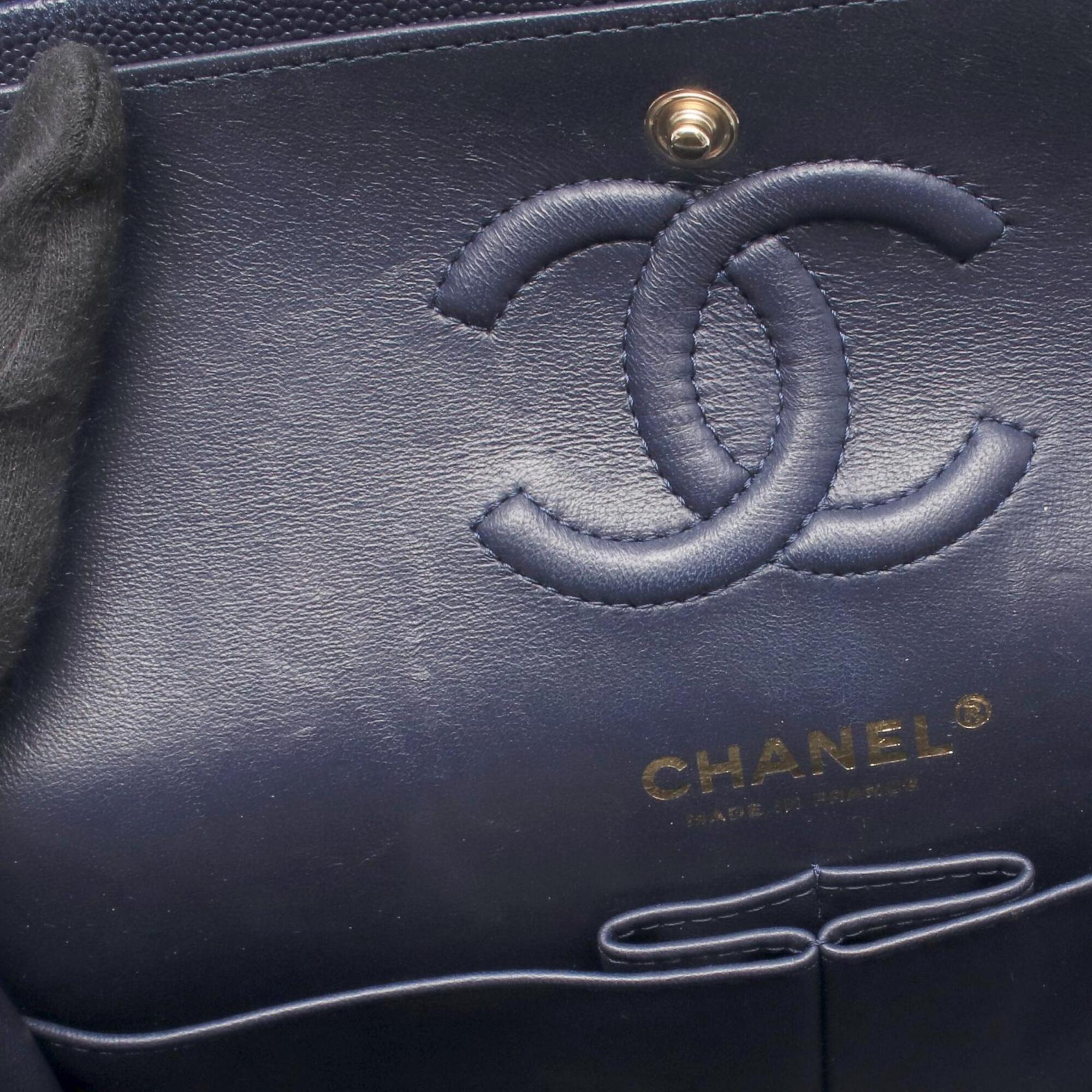 Chanel Navy Grained Calfskin Handbag Shoulder Bag (Pre-Owned)