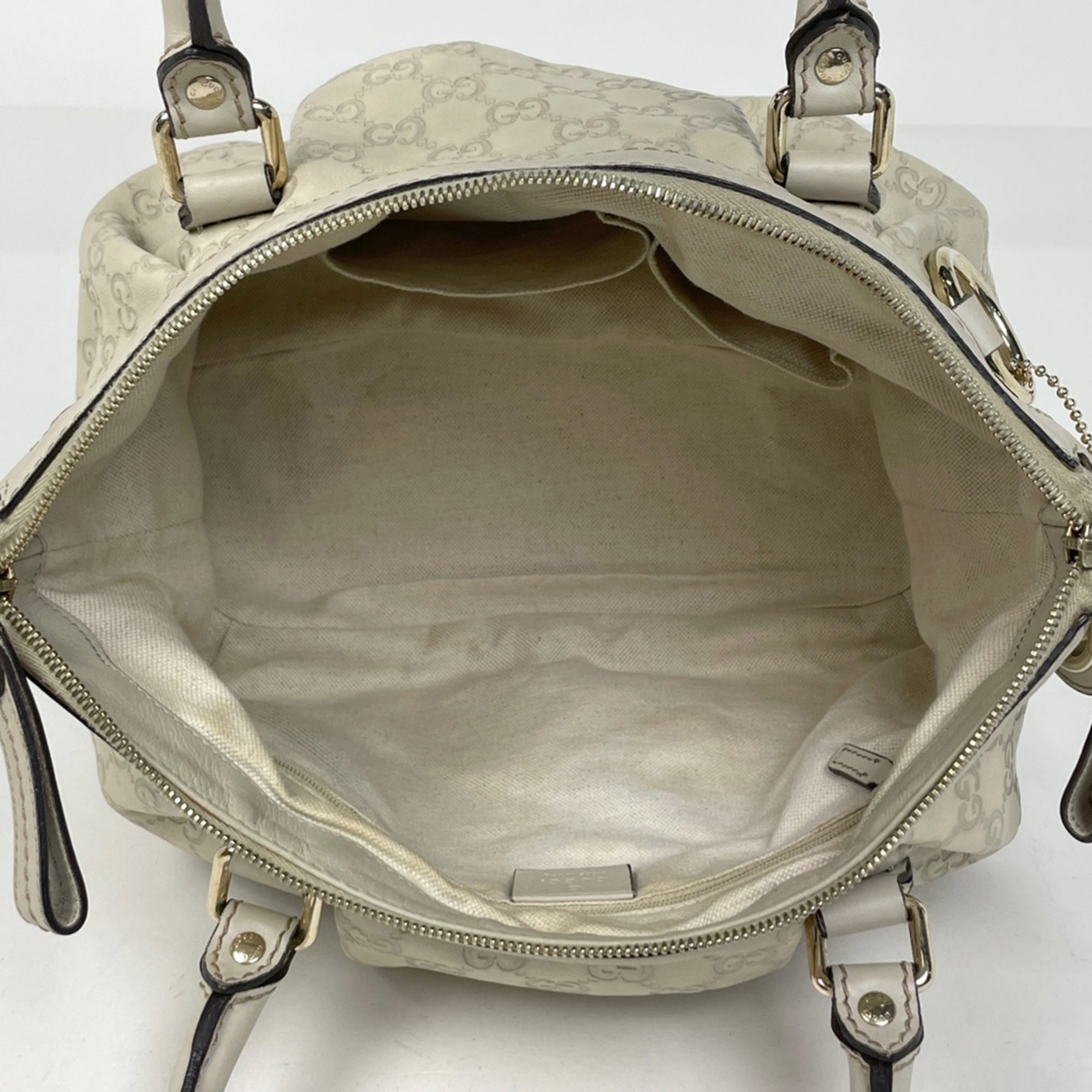 Gucci Ivory Leather Handbag (Pre-Owned)