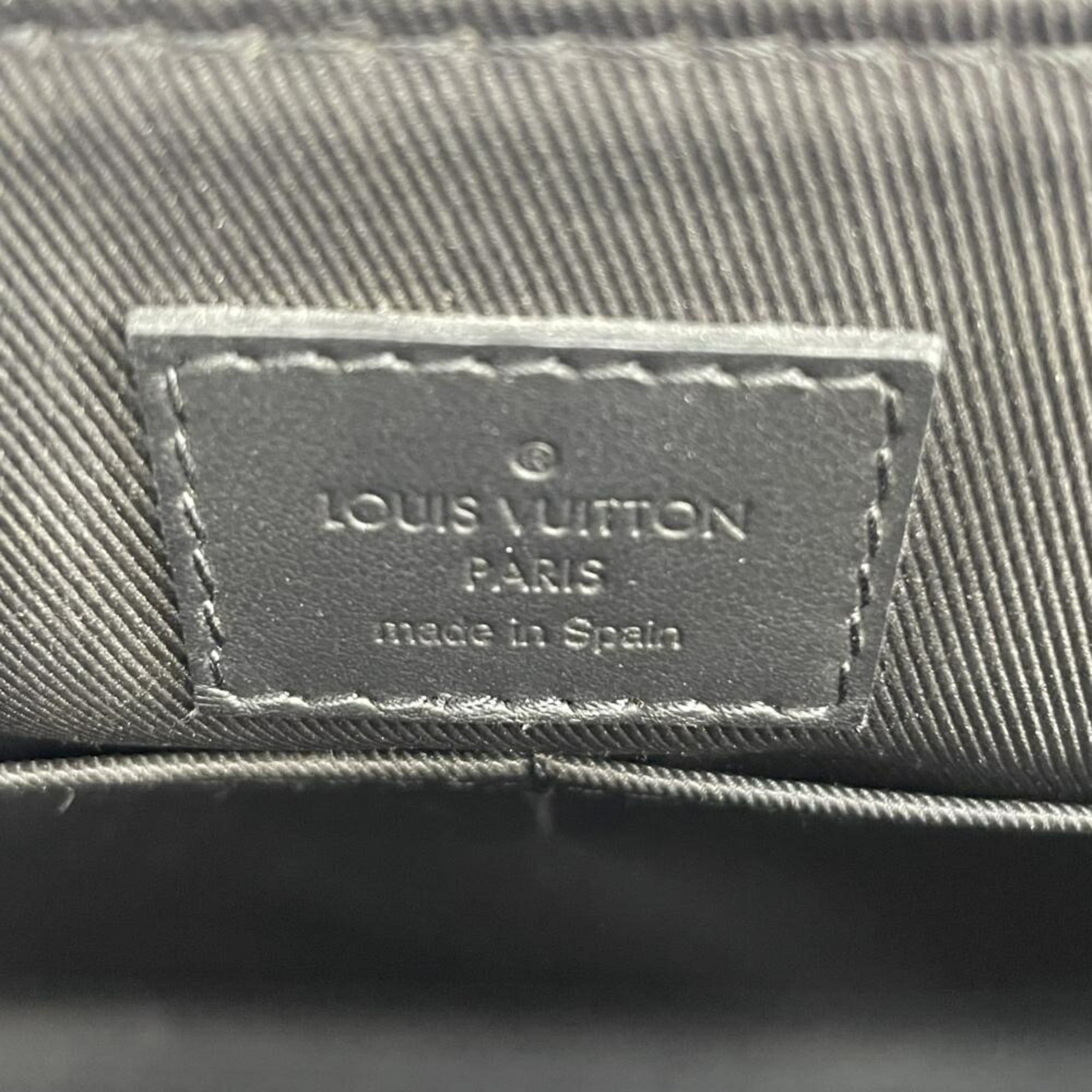 Louis Vuitton Blue Shoulder Bag (Pre-Owned)