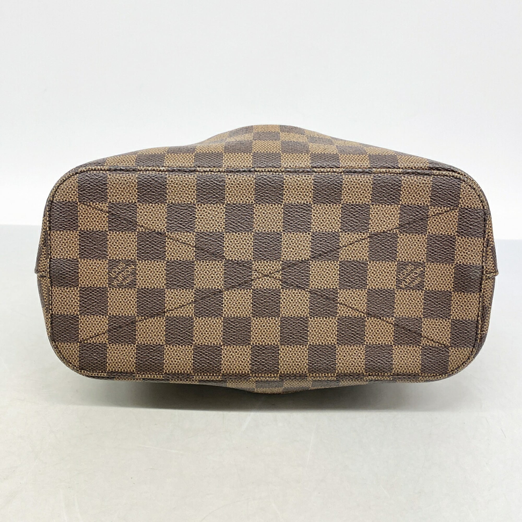 Louis Vuitton Ebene Handbag (Pre-Owned)