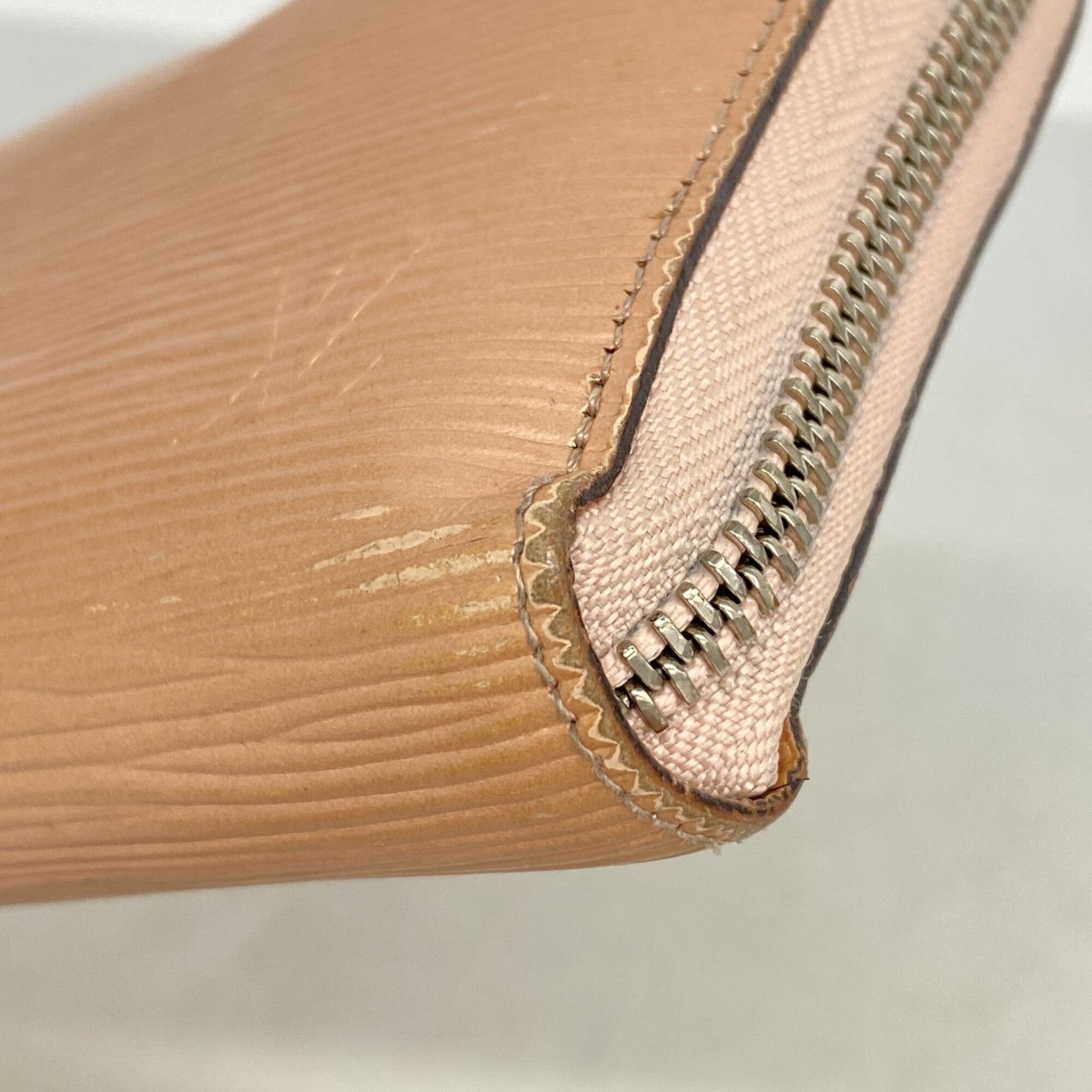 Louis Vuitton Pink Long Wallet (Bi-Fold) (Pre-Owned)