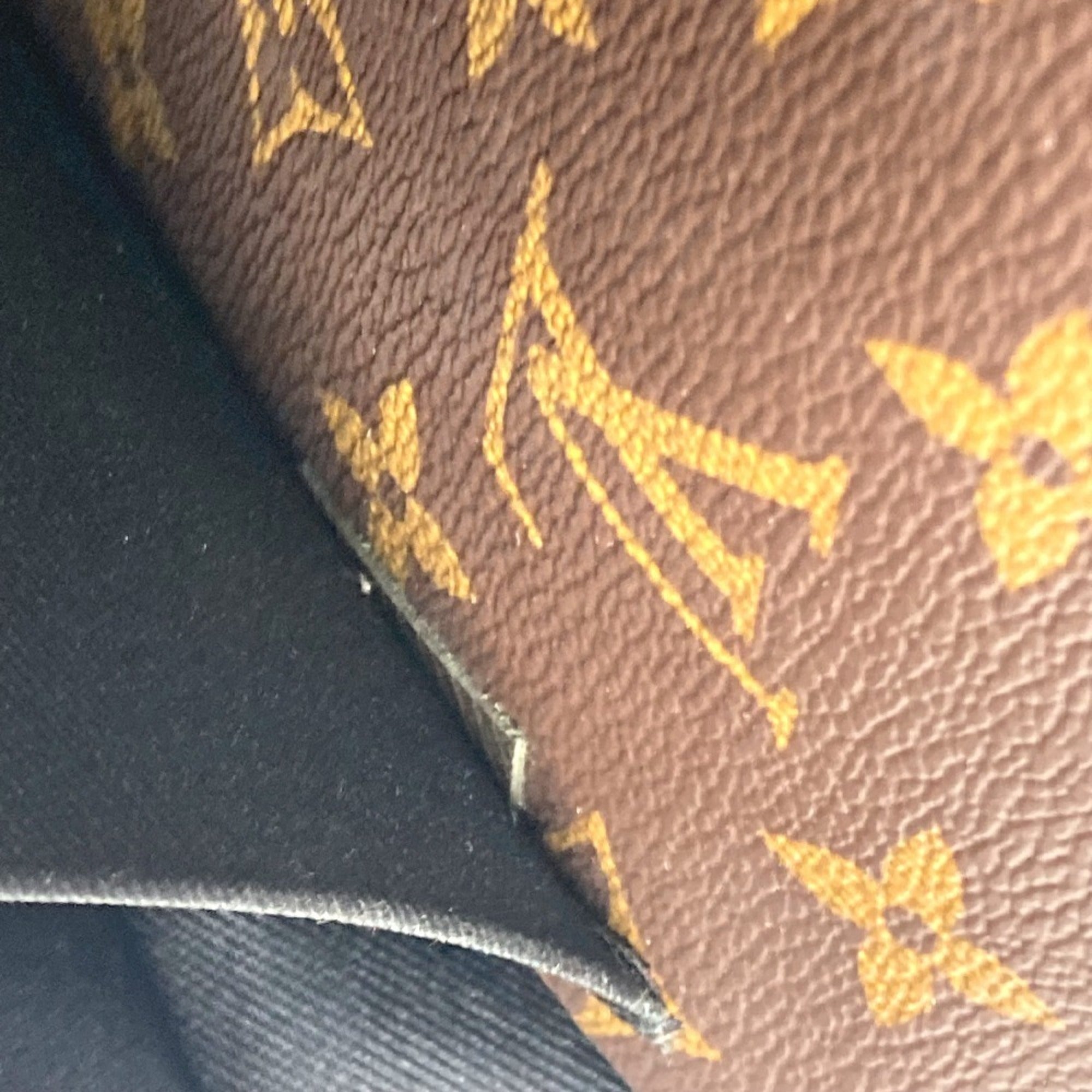 Louis Vuitton Brown Khaki Taiga Leather Leather Monogram Canvas Clutch Bag Pochette Pouch (Pre-Owned)