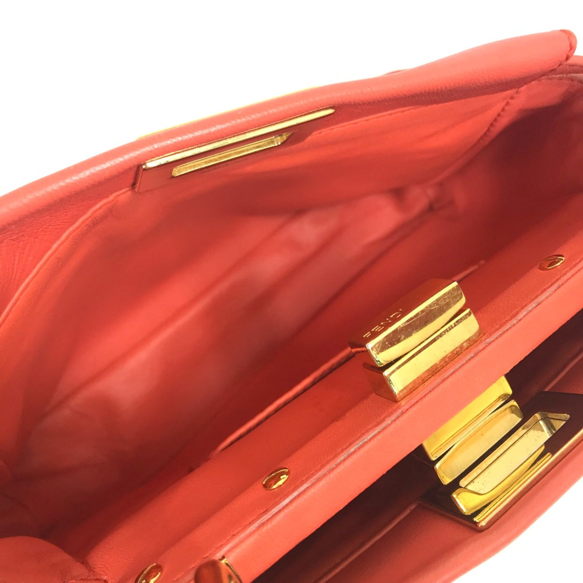 Fendi Pink Leather Handbag (Pre-Owned)