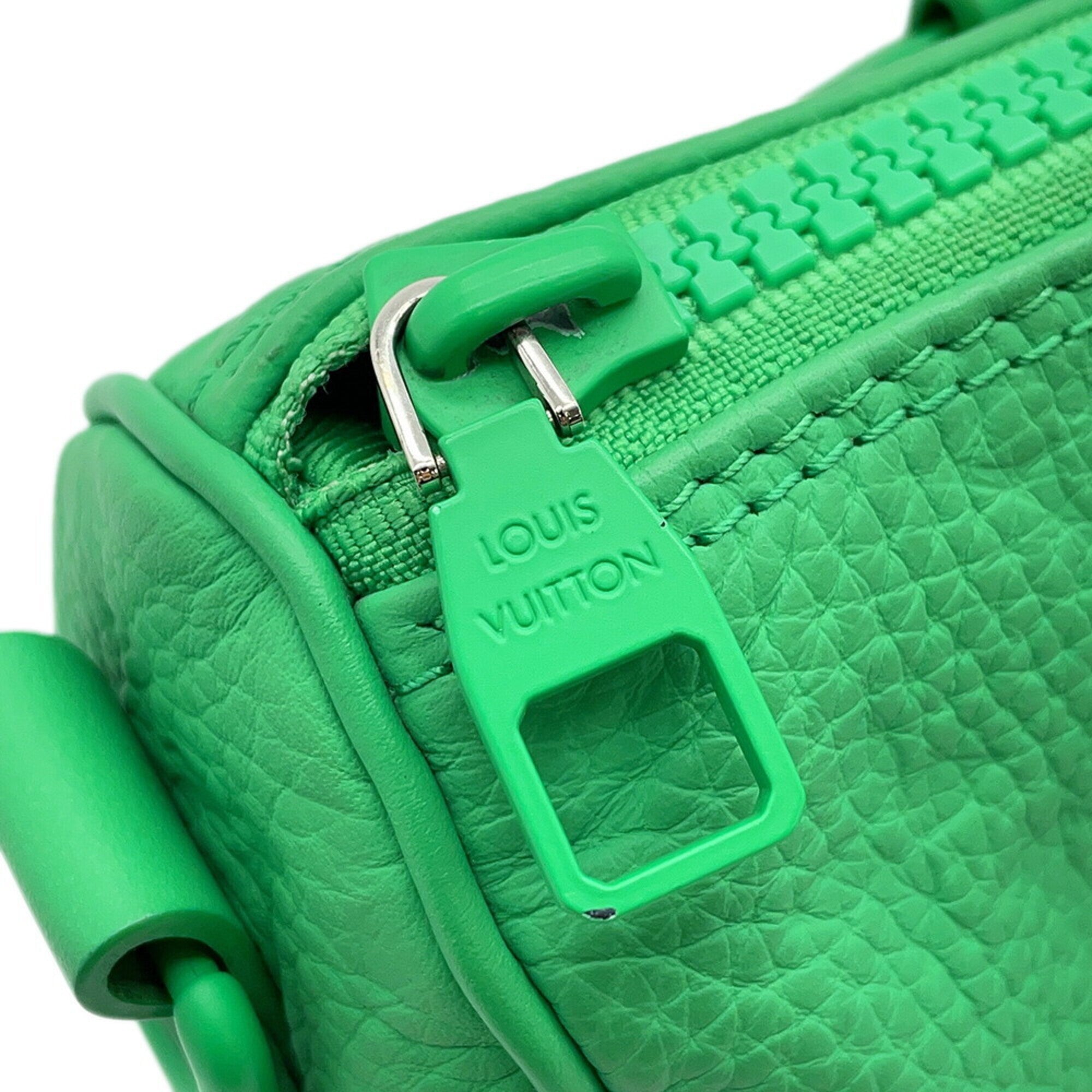 Louis Vuitton Monogram Green Monogram Leather Handbag Shoulder Bag (Pre-Owned)