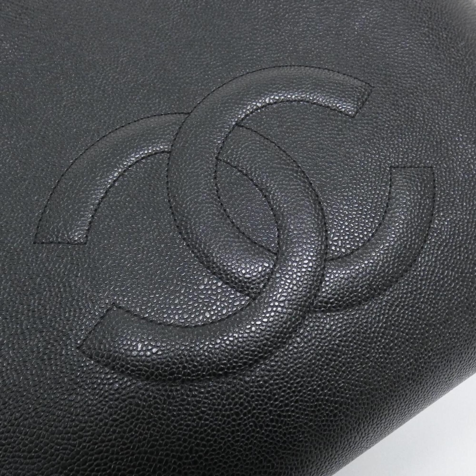 Chanel Black Grained Calfskin Shoulder Bag (Pre-Owned)