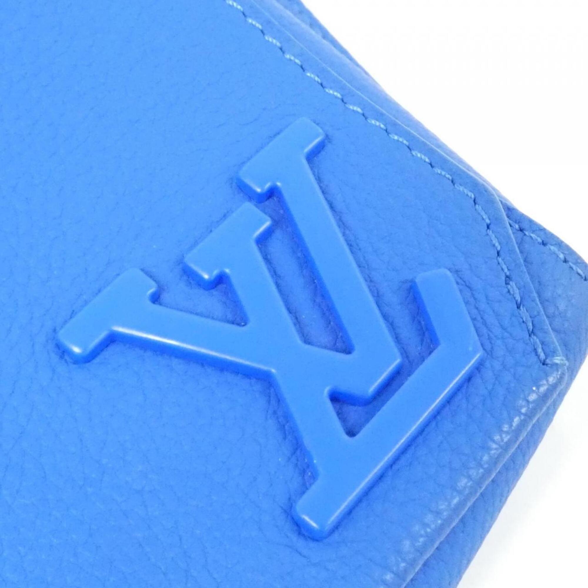 Louis Vuitton Blue Leather Shoulder Bag (Pre-Owned)