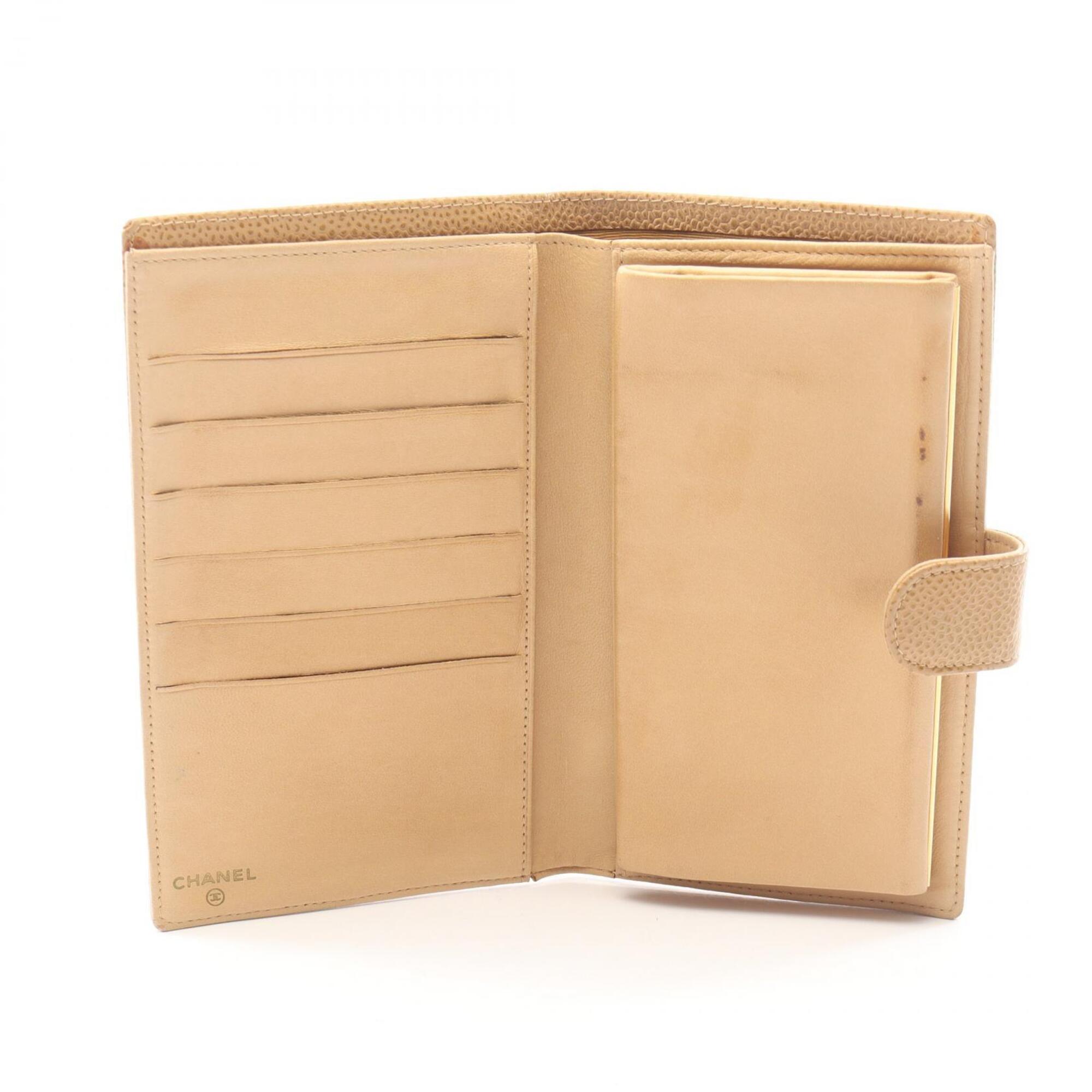Chanel Beige Grained Calfskin Long Wallet (Bi-Fold) (Pre-Owned)