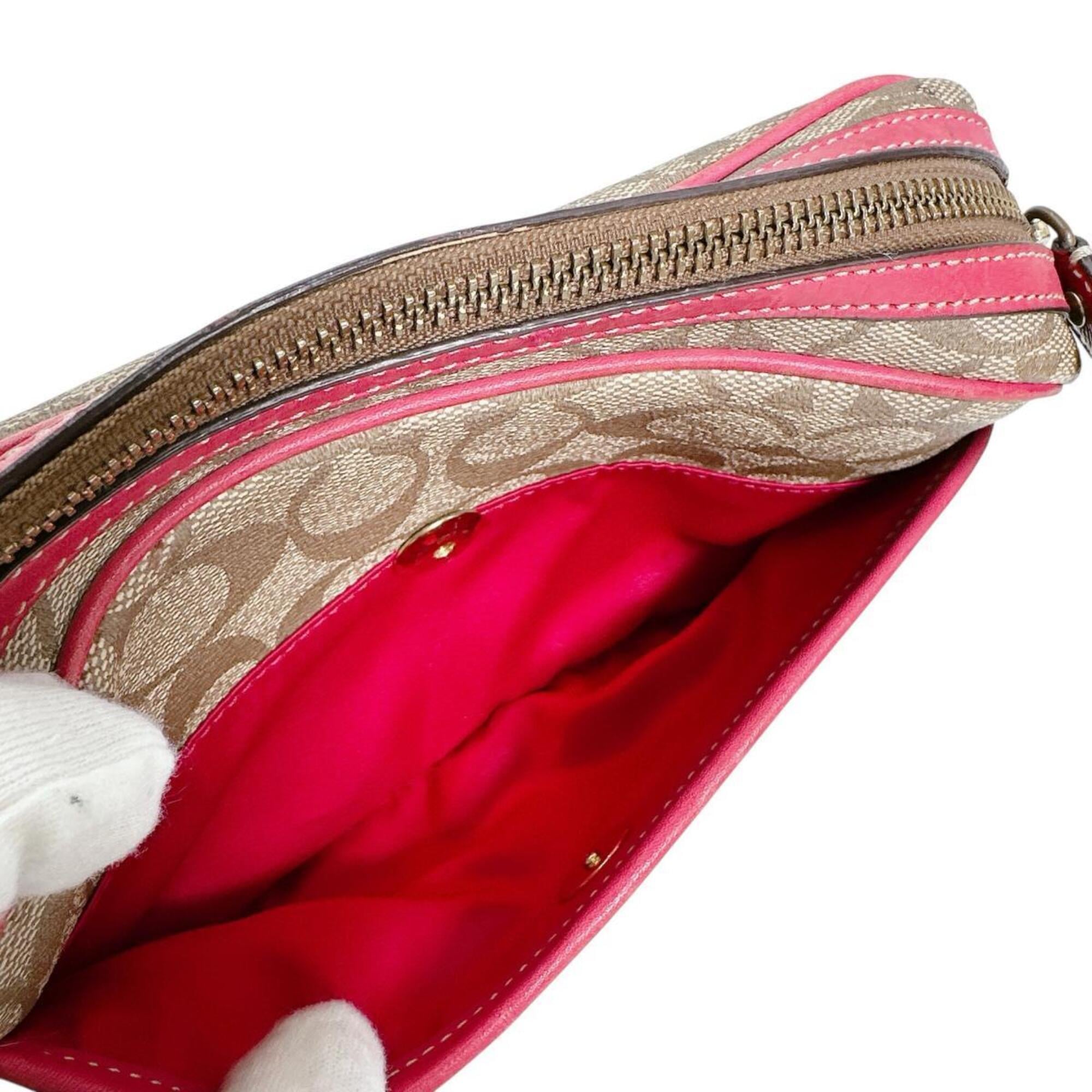 Coach Beige Leather Shoulder Bag Sling Bag (Pre-Owned)