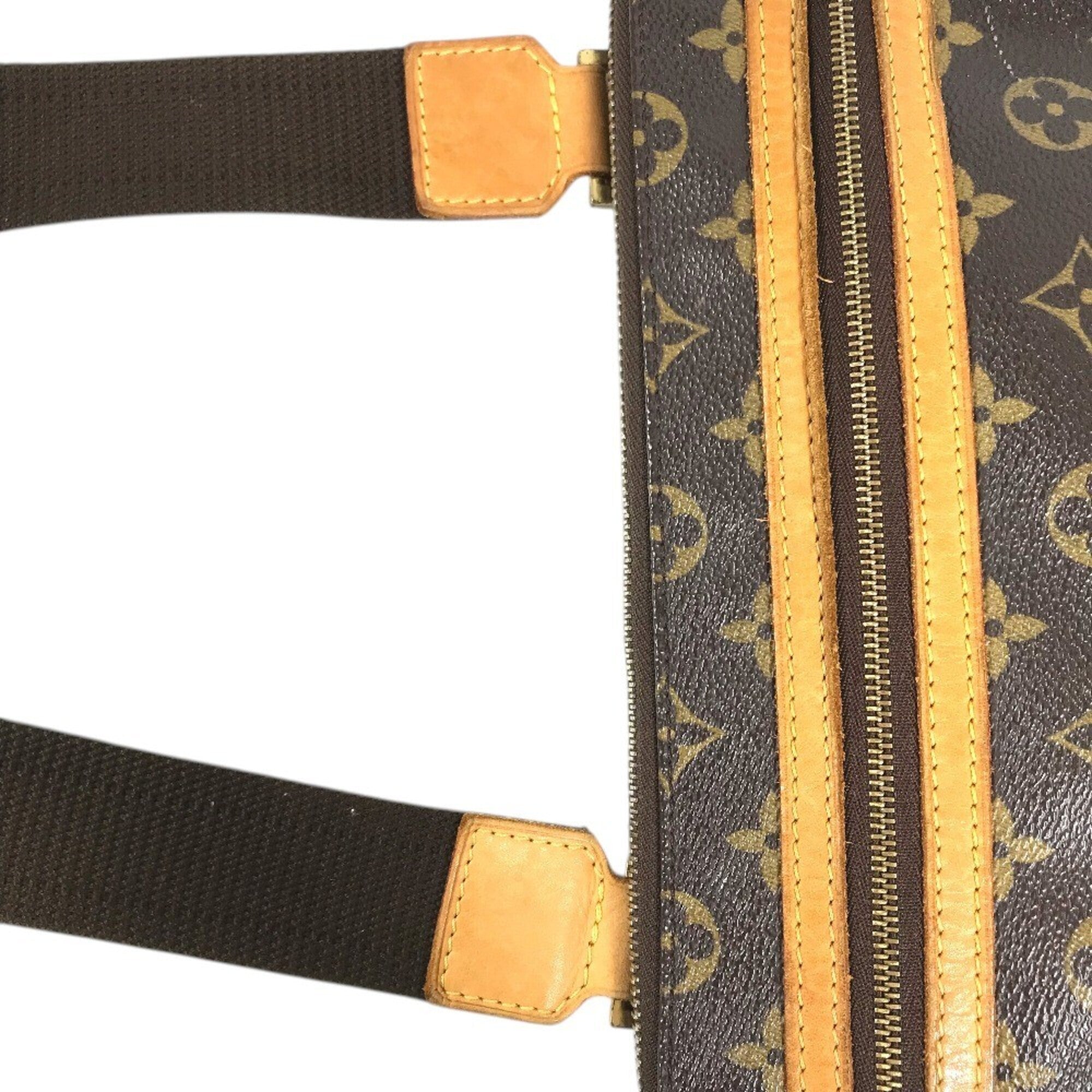 Louis Vuitton Brown Galle Monogram Monogram Pochette Shoulder Bag (Pre-Owned)