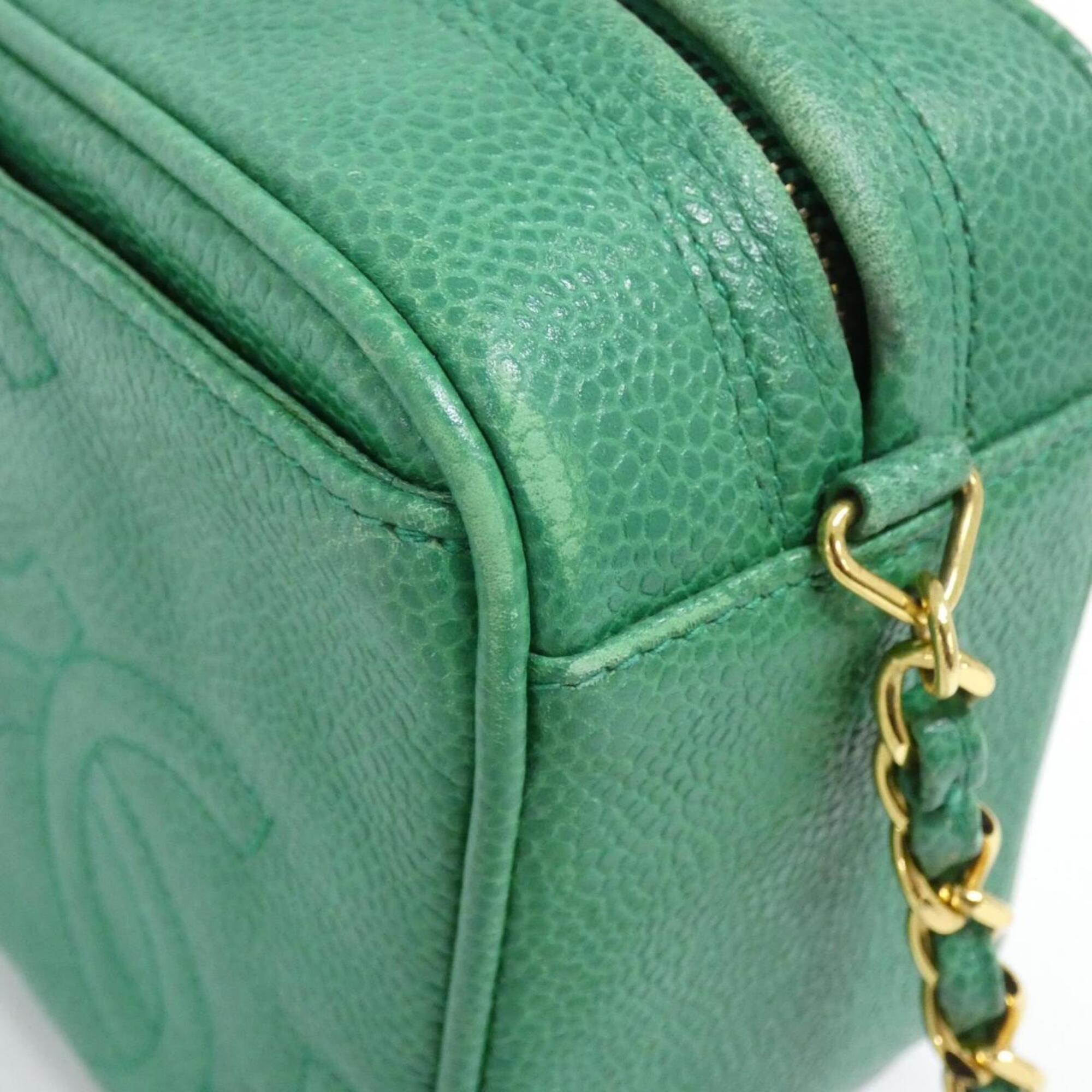 Chanel Green Shoulder Bag (Pre-Owned)
