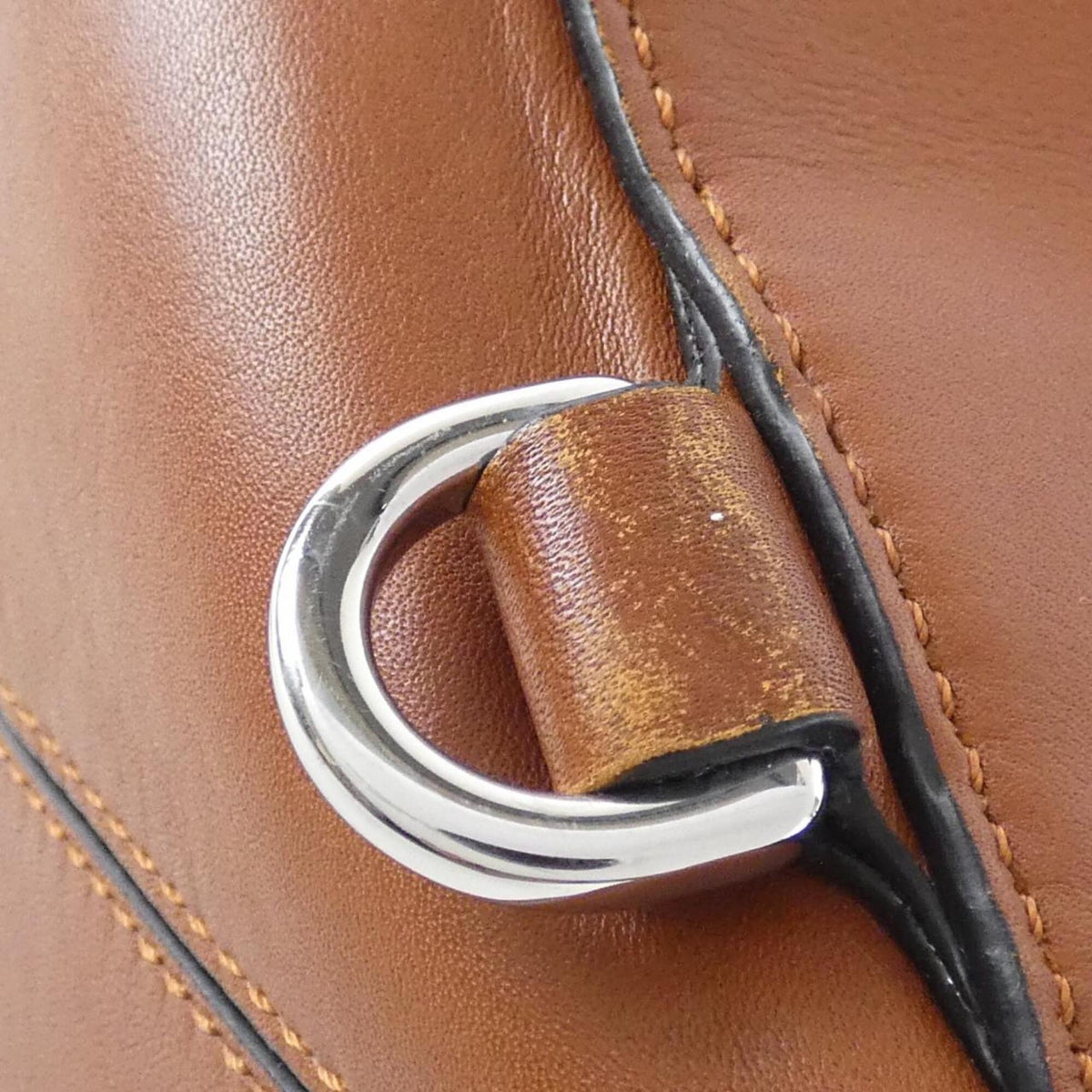 Loewe Brown Leather Shoulder Bag (Pre-Owned)