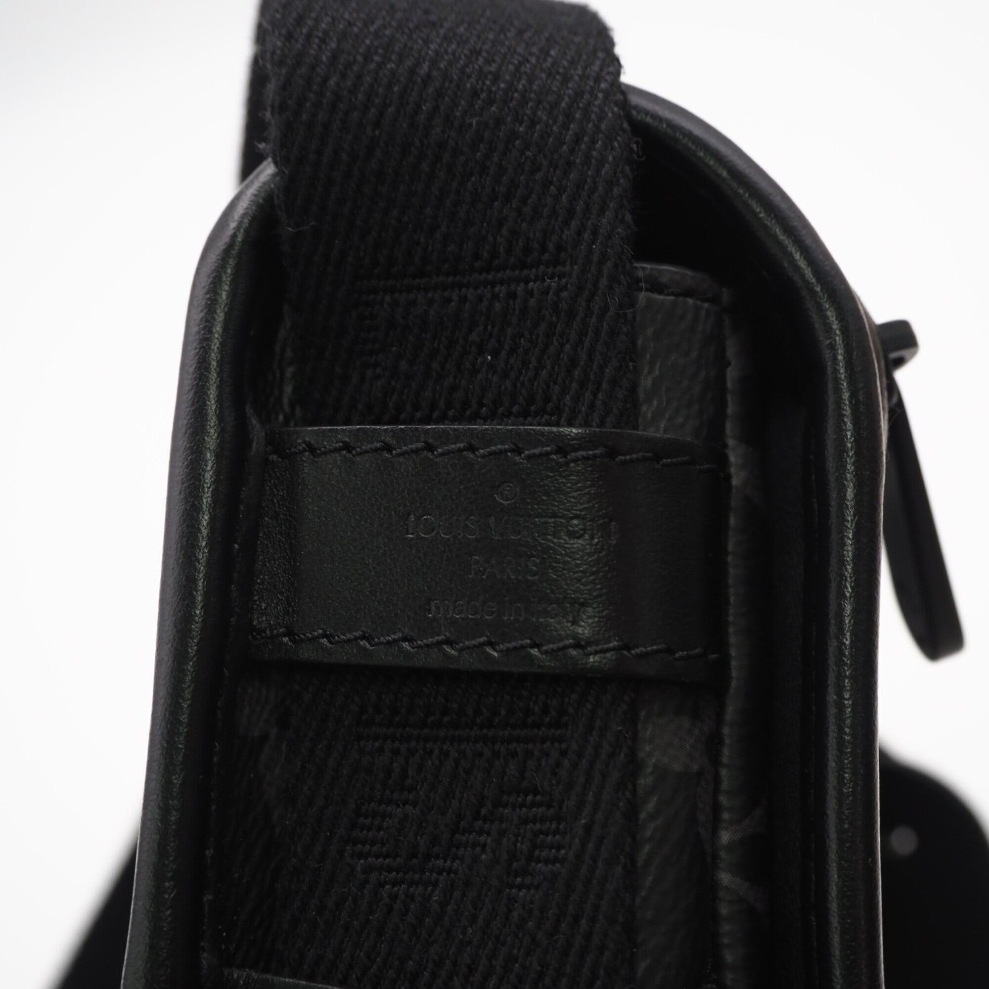 Louis Vuitton Monogram Eclipse Black Gray Coated Canvas Leather Shoulder Bag (Pre-Owned)