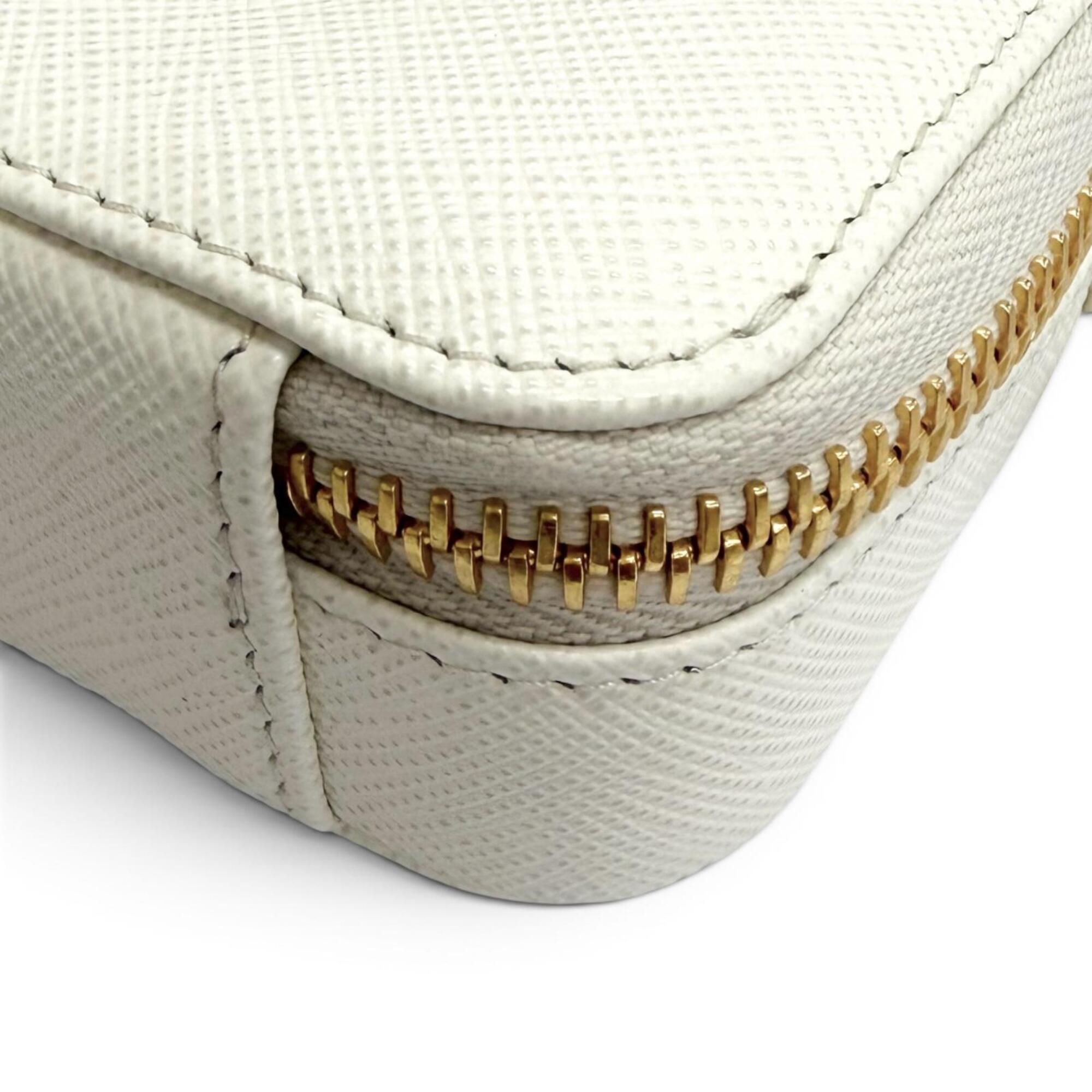 Prada White Leather Pouch (Pre-Owned)