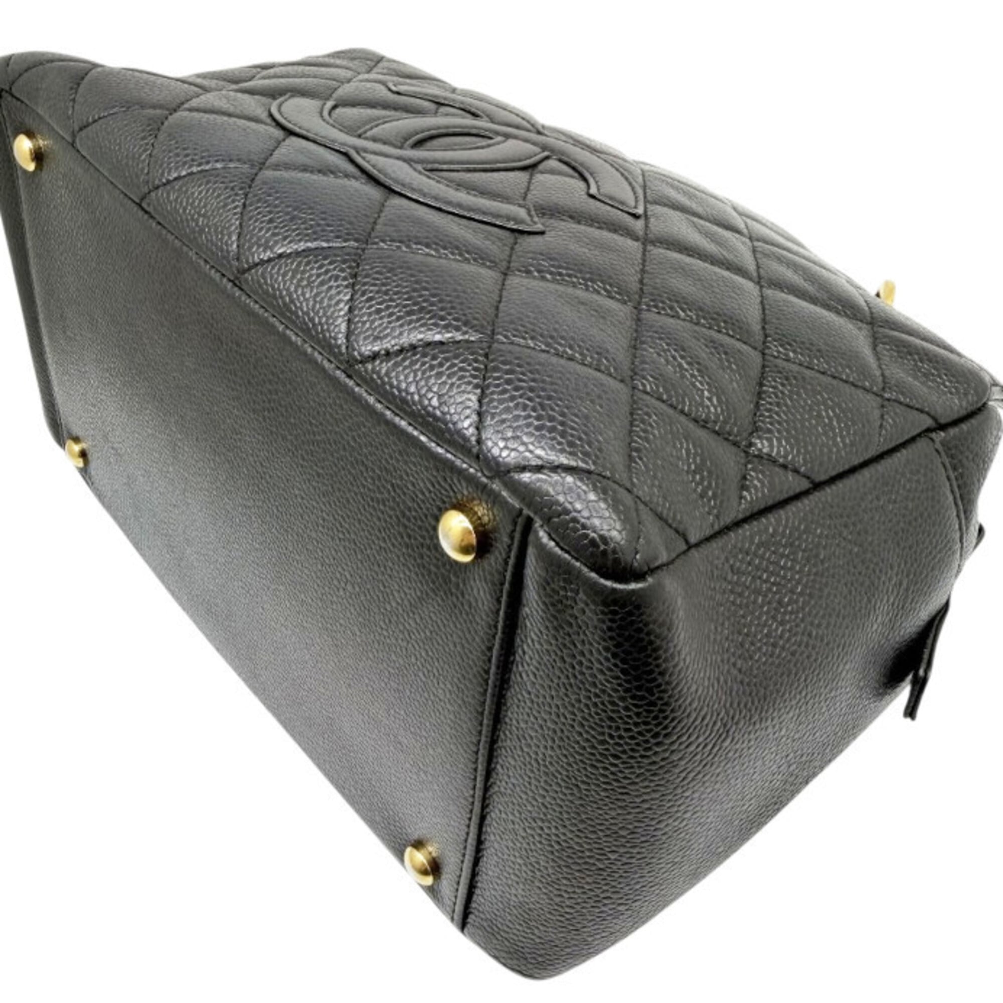 Chanel Black Grained Calfskin Shoulder Bag (Pre-Owned)