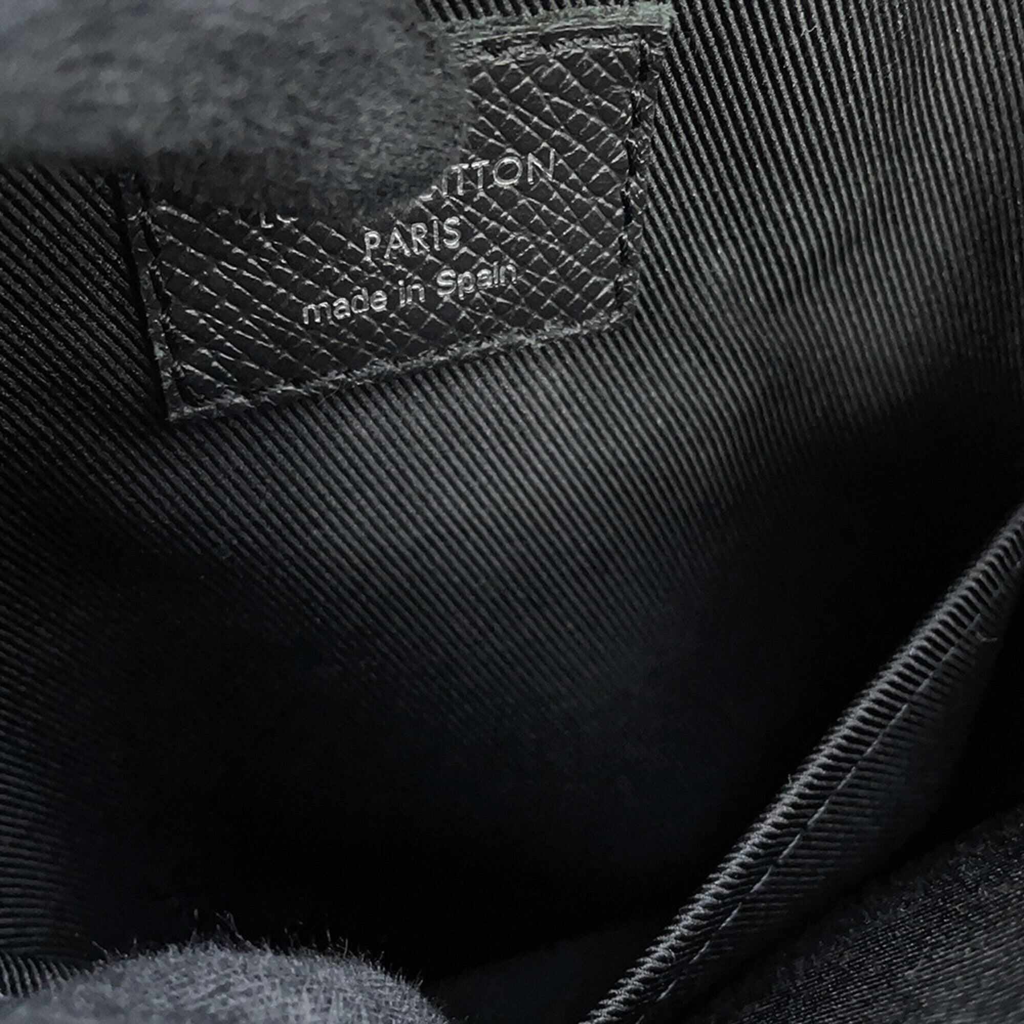 Louis Vuitton Monogram Eclipse Black Noir Taiga Leather Monogram Eclipse Handbag Sling Bag (Pre-Owned)