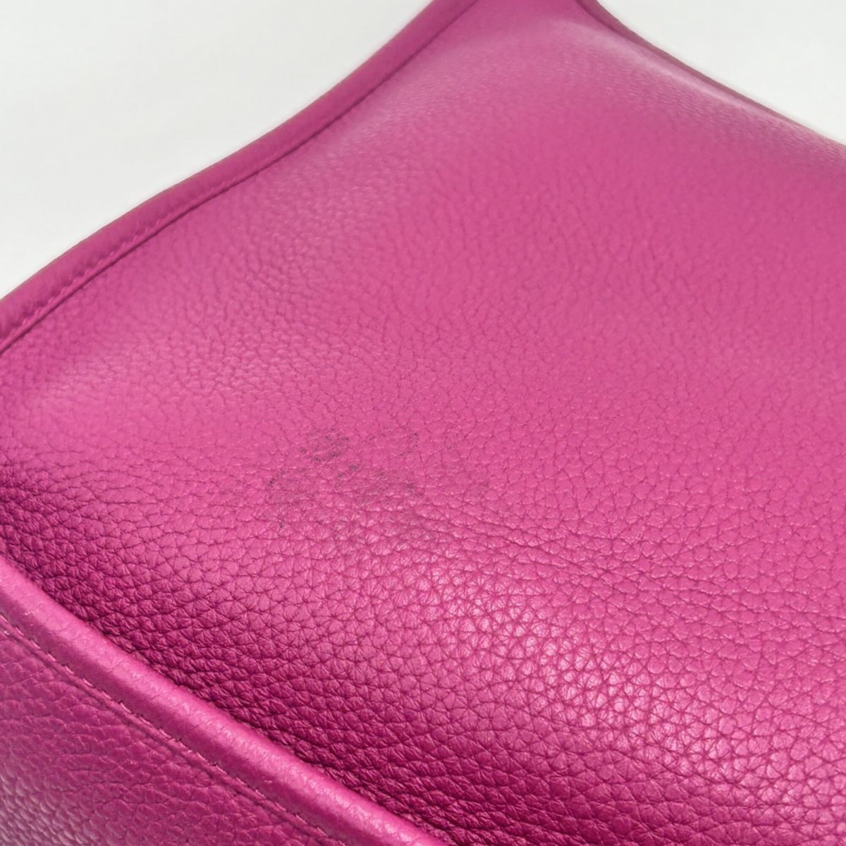 Hermes Pink Purple Leather Shoulder Bag (Pre-Owned)